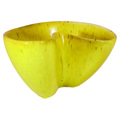 A large Yellow Bowl with Stunning Glaze - Hans Hedberg - Biot, France