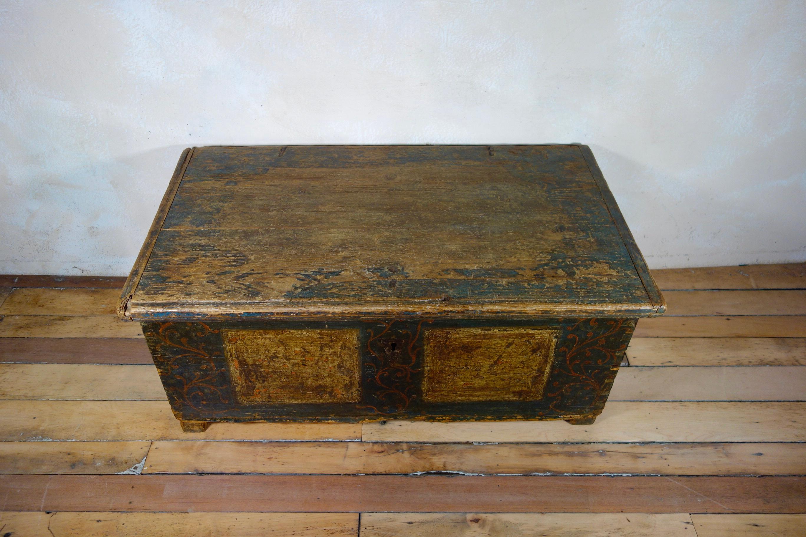 A Late 18th Century Continental Original Painted Dowry Chest, Trunk Coffee Table 6