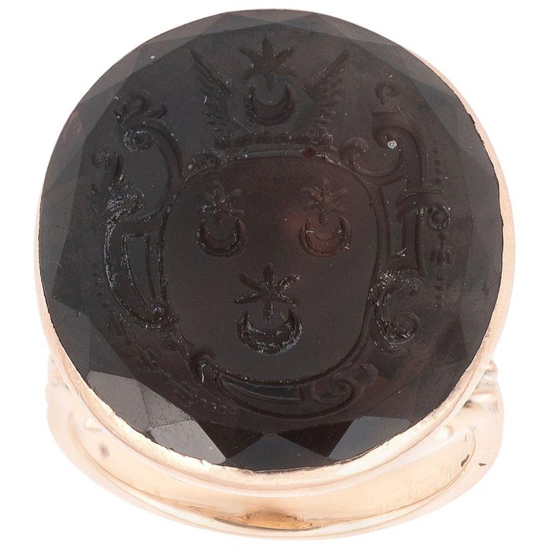 Oval Cut Late 18th Century Gold and Smokey Quartz Family Crest Ring For Sale