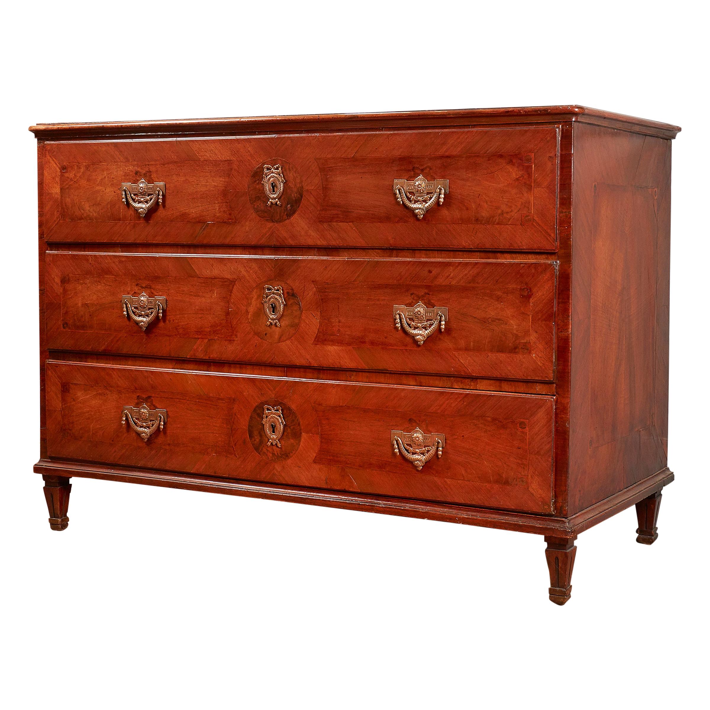 Late 18th Century Italian Chest of Drawers For Sale