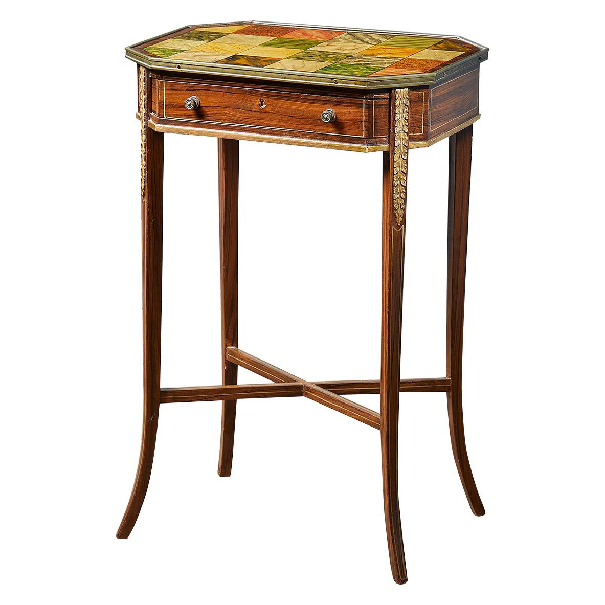 Table d'appoint Regency de la fin du XVIIIe siècle