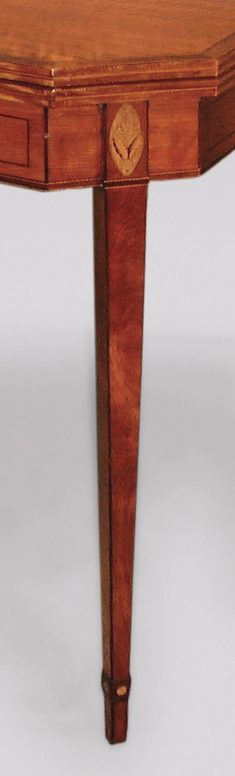 Poli Table à cartes en bois de satin de la fin du 18e siècle, période Sheraton en vente