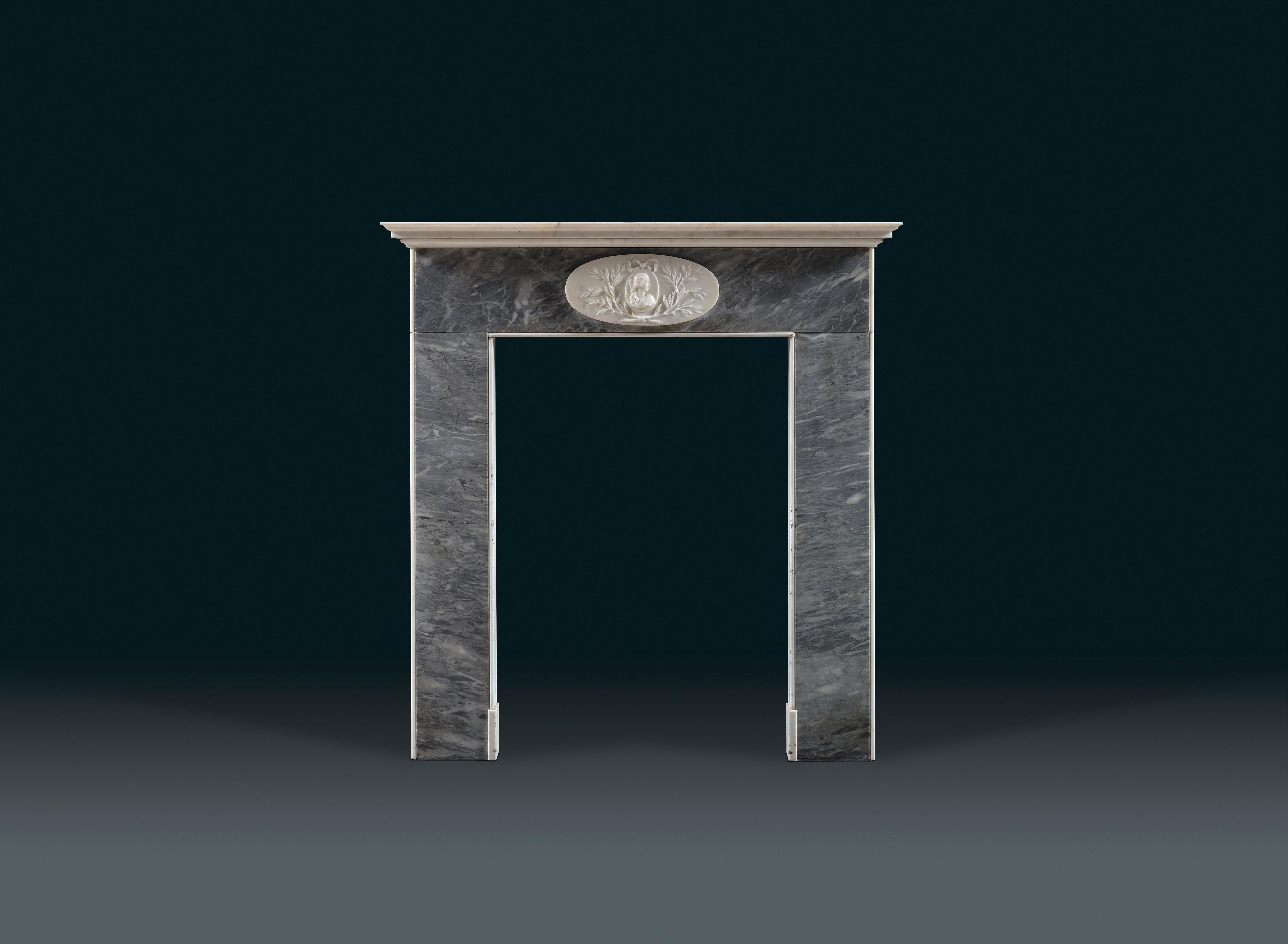 Georgian A  late 18th / early 19th Century chimneypiece in Bardiglio and white Marble For Sale