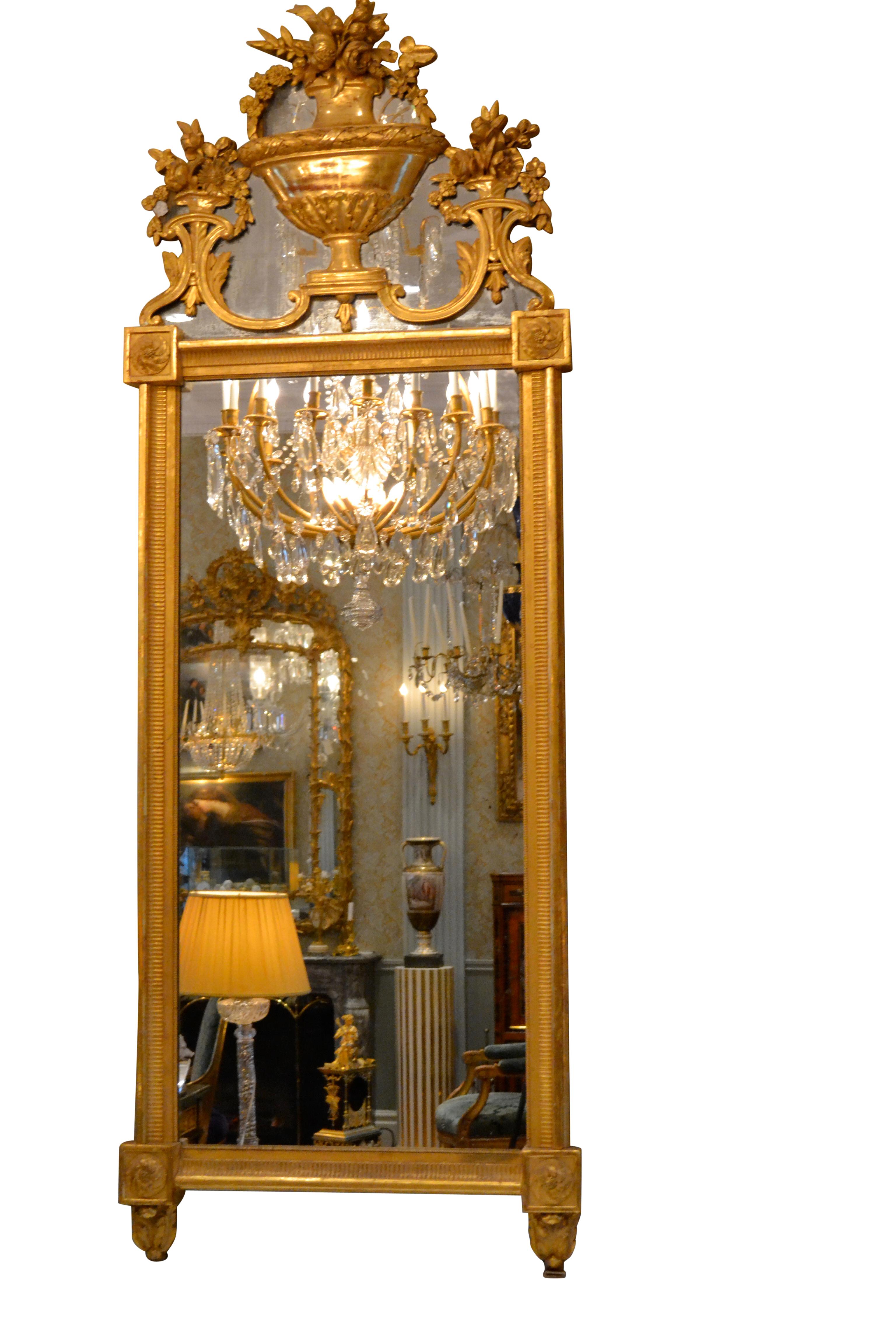 Late 18th Century Italian Giltwood Mirror and Demilune Console For Sale 10
