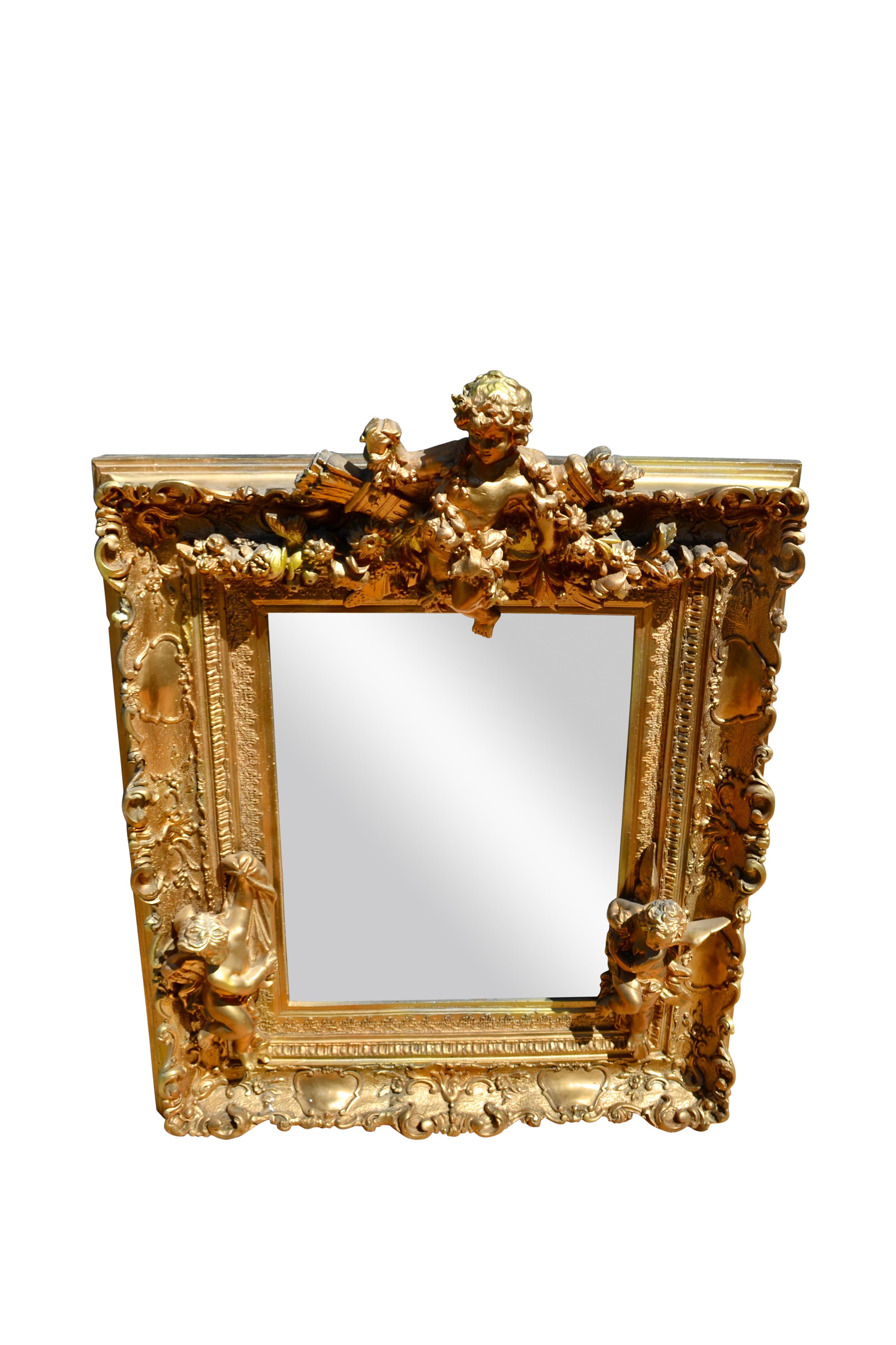 Gerahmter Spiegel im Rokoko-Stil Napoleon III. des späten 19. Jahrhunderts aus vergoldetem Holz und Gesso (Handgeschnitzt) im Angebot