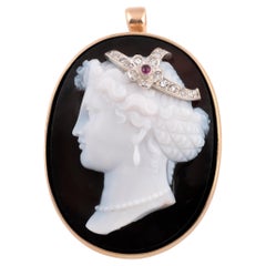 Late 19th Century Agate Cameo Habille' Brooch / Pendant