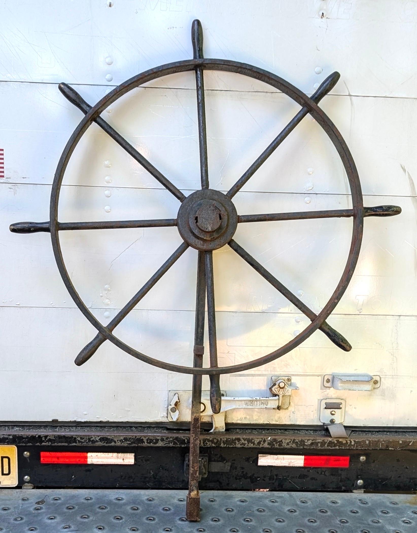 Ruota di nave in ghisa autentica della fine del XIX secolo in vendita 2