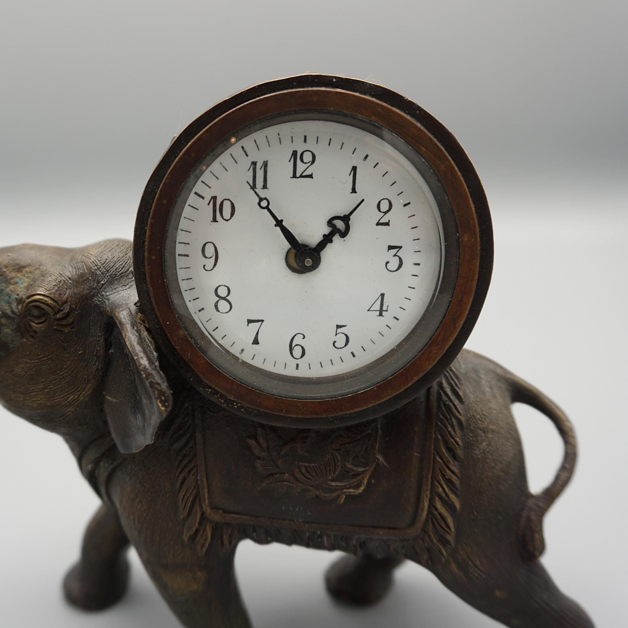 Late 19th Century Bronze Elephant Mantle Clock, French 1900 For Sale 3