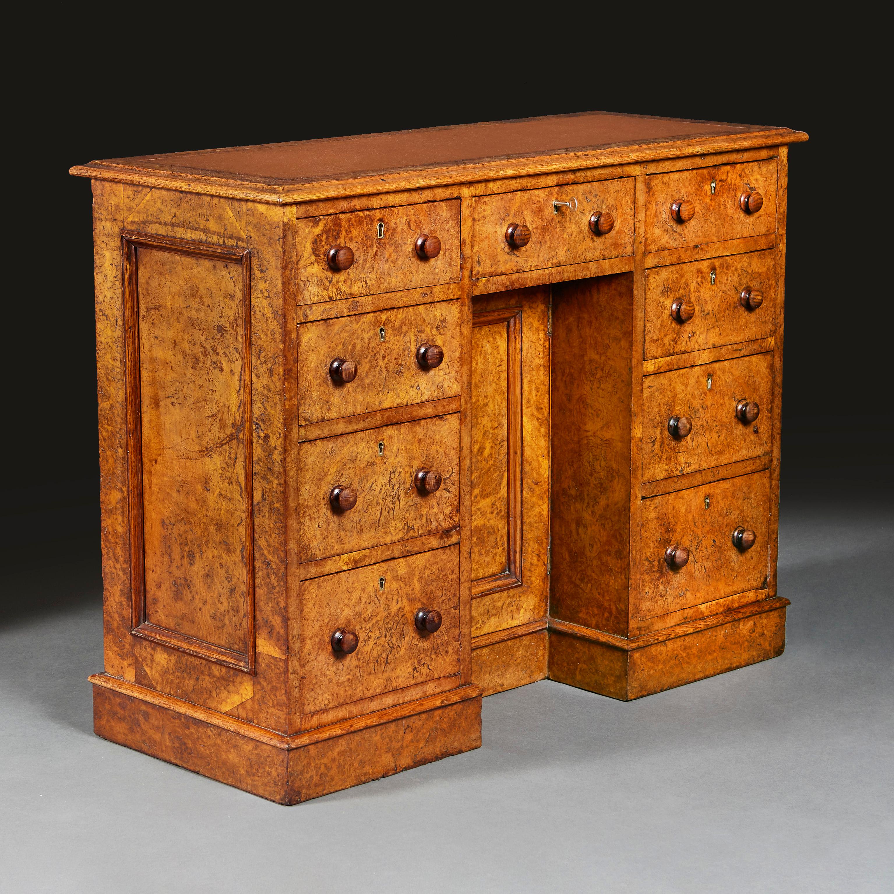 English Late 19th Century Burr Oak Kneehole Desk For Sale