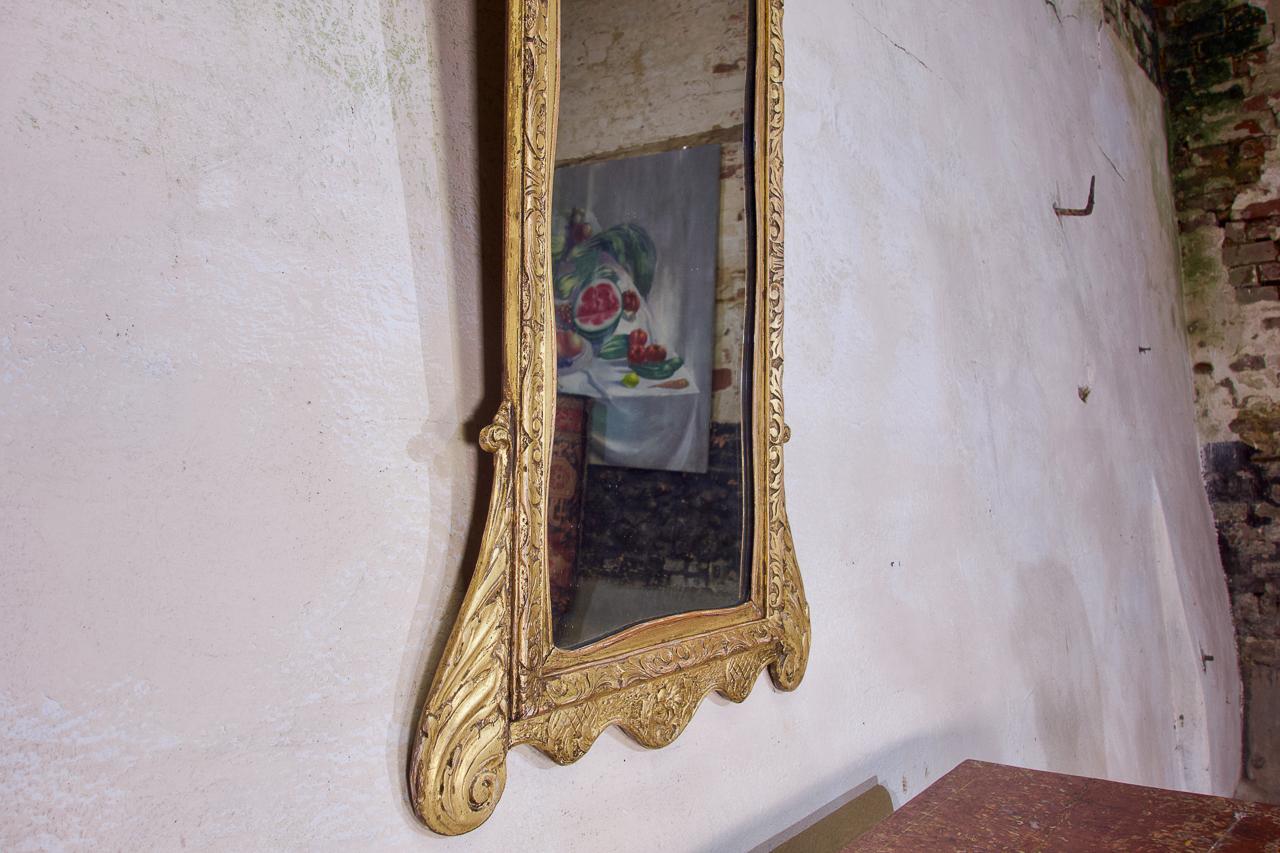 George III Miroir mural en bois doré de la fin du XIXe siècle de style George II en vente