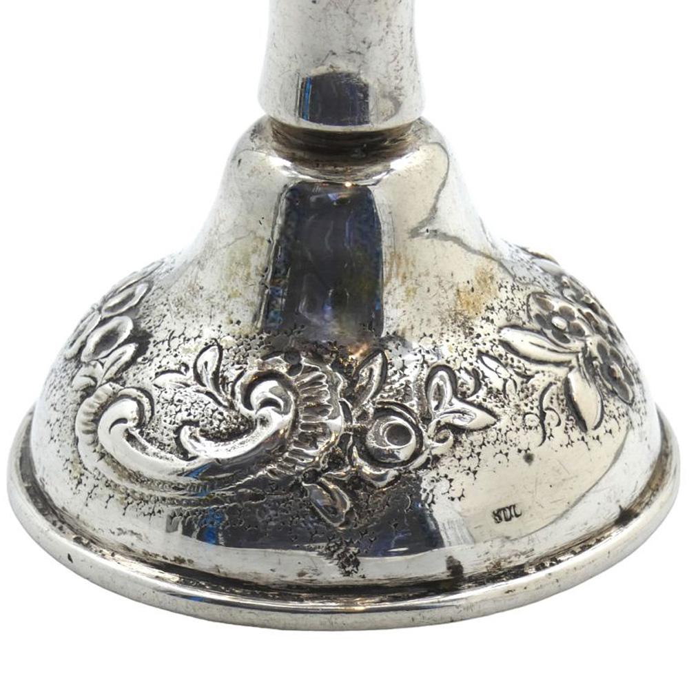 Sbalzo Calice da kiddush in argento tedesco della fine del XIX secolo in vendita