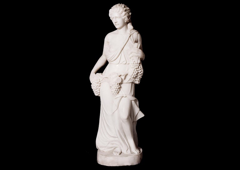 Classical Roman Late 19th Century Italian Carved Statuary Marble Figure in the Classical Style For Sale