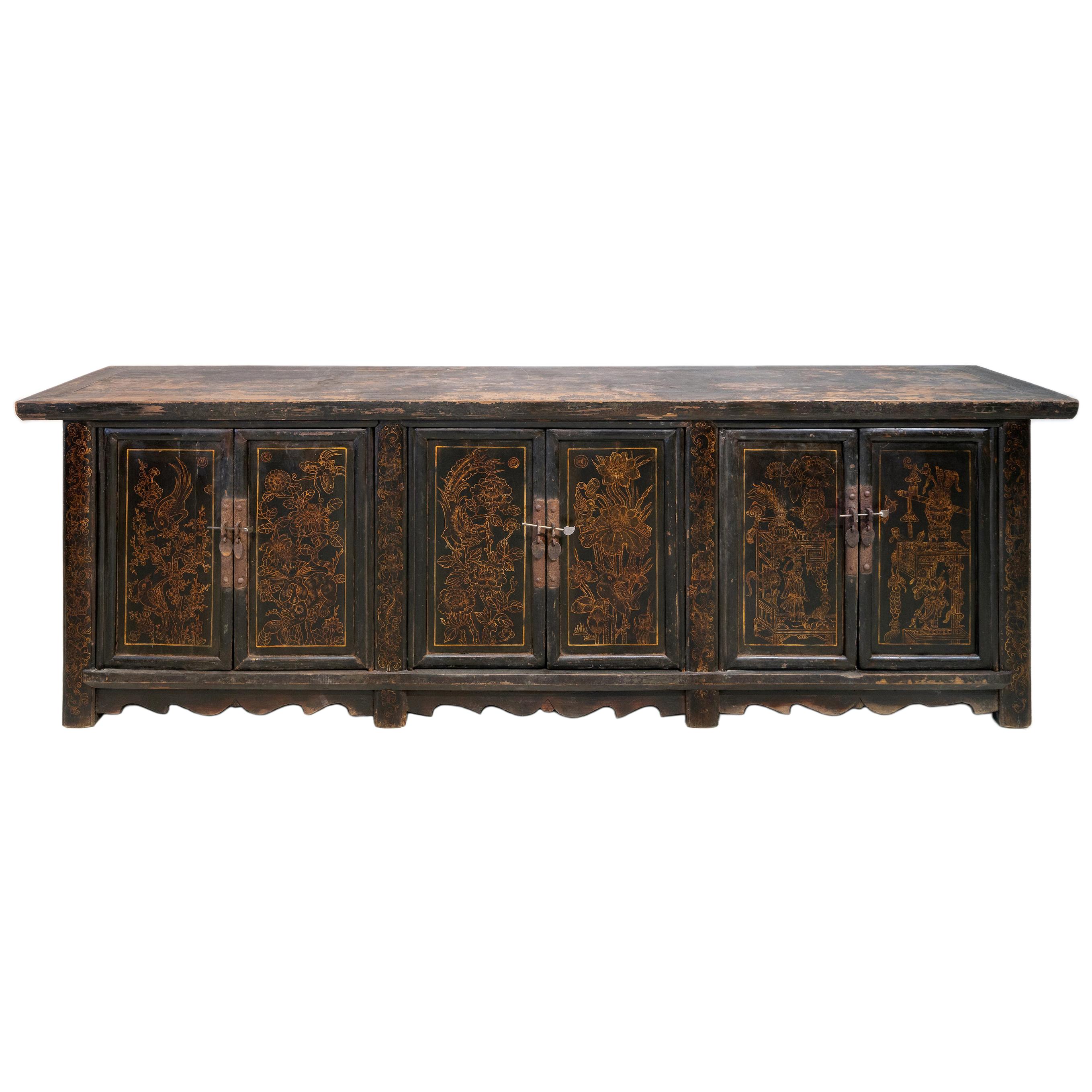 Late 19th Century Long Black Lacquered Sideboard from Shanxi, China