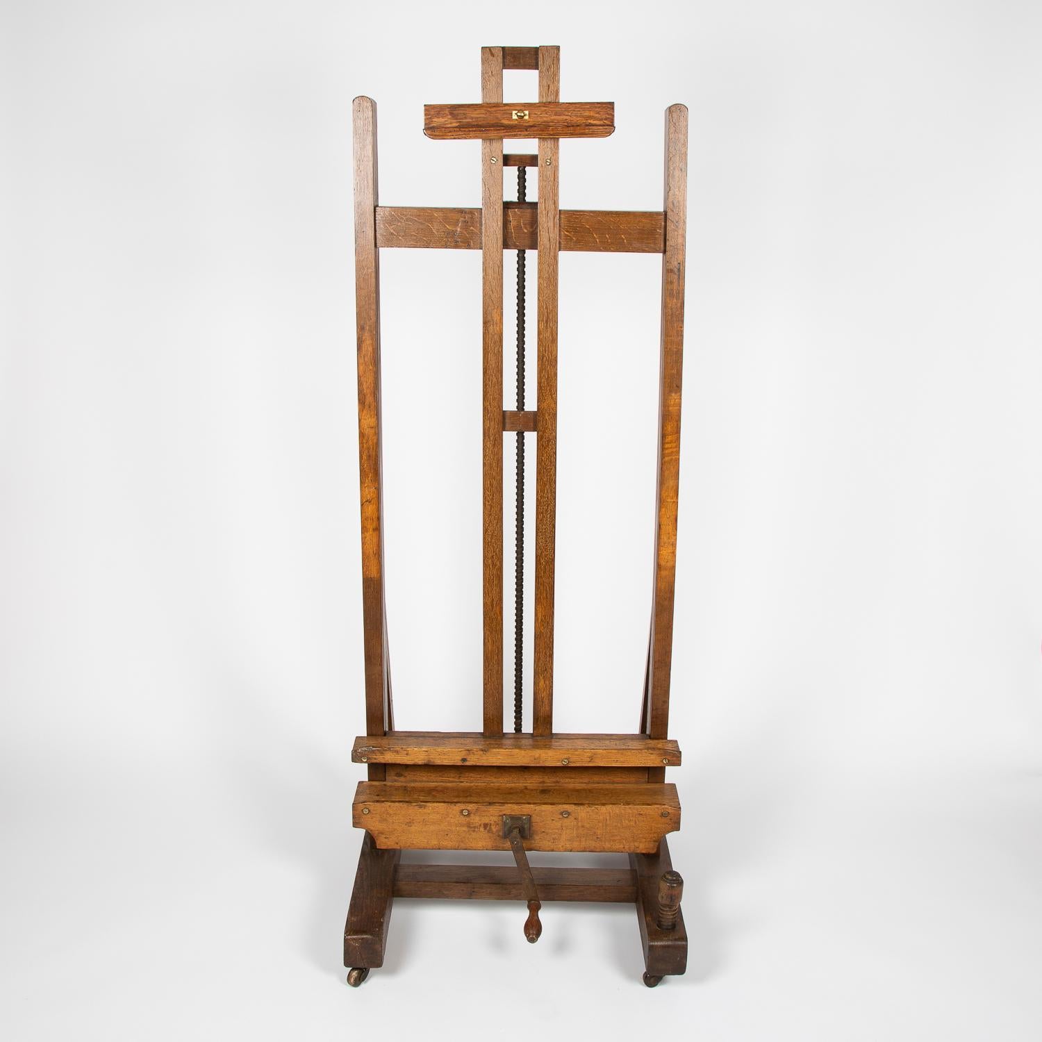 French Late 19th Century Oak Hand Cranked Easel