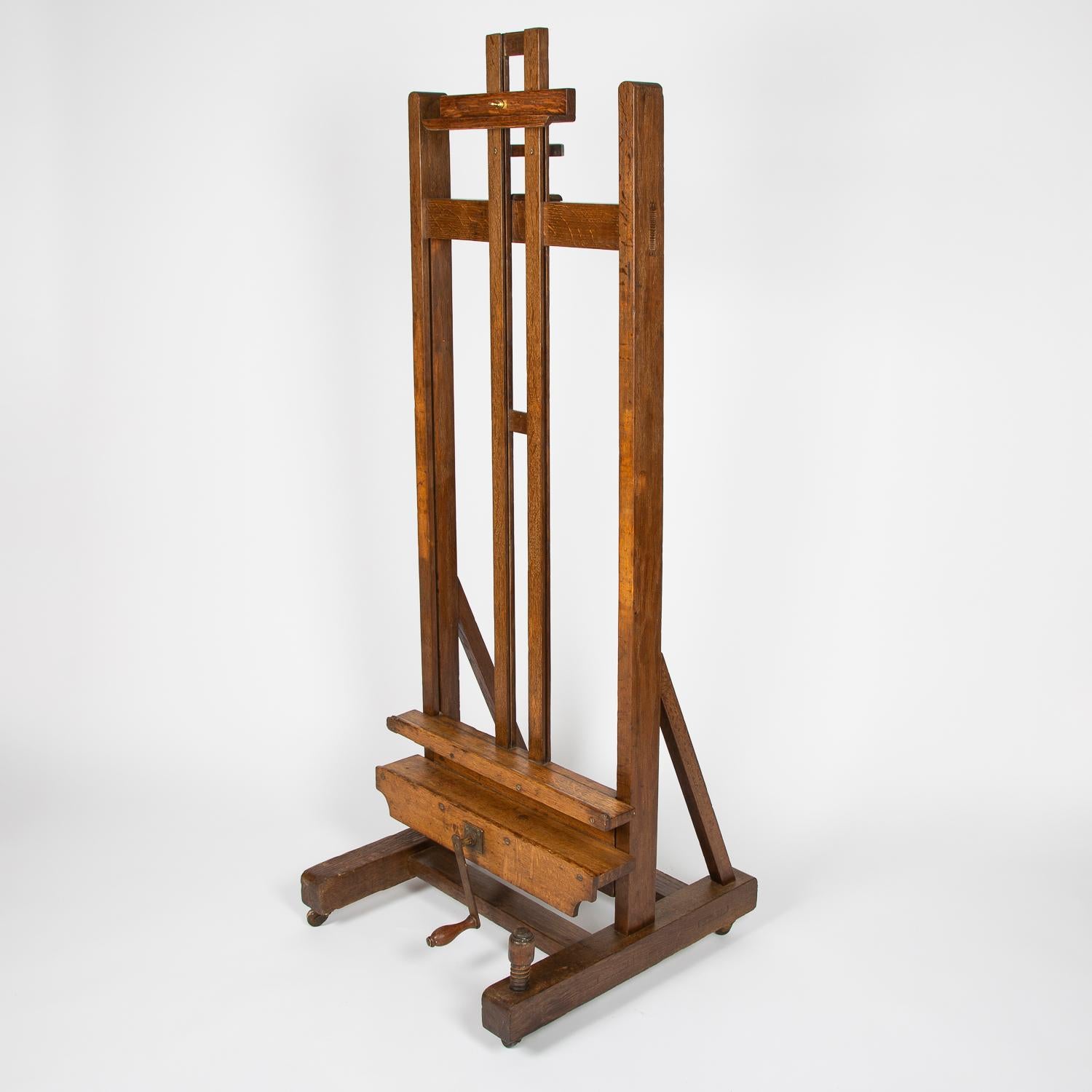 Iron Late 19th Century Oak Hand Cranked Easel