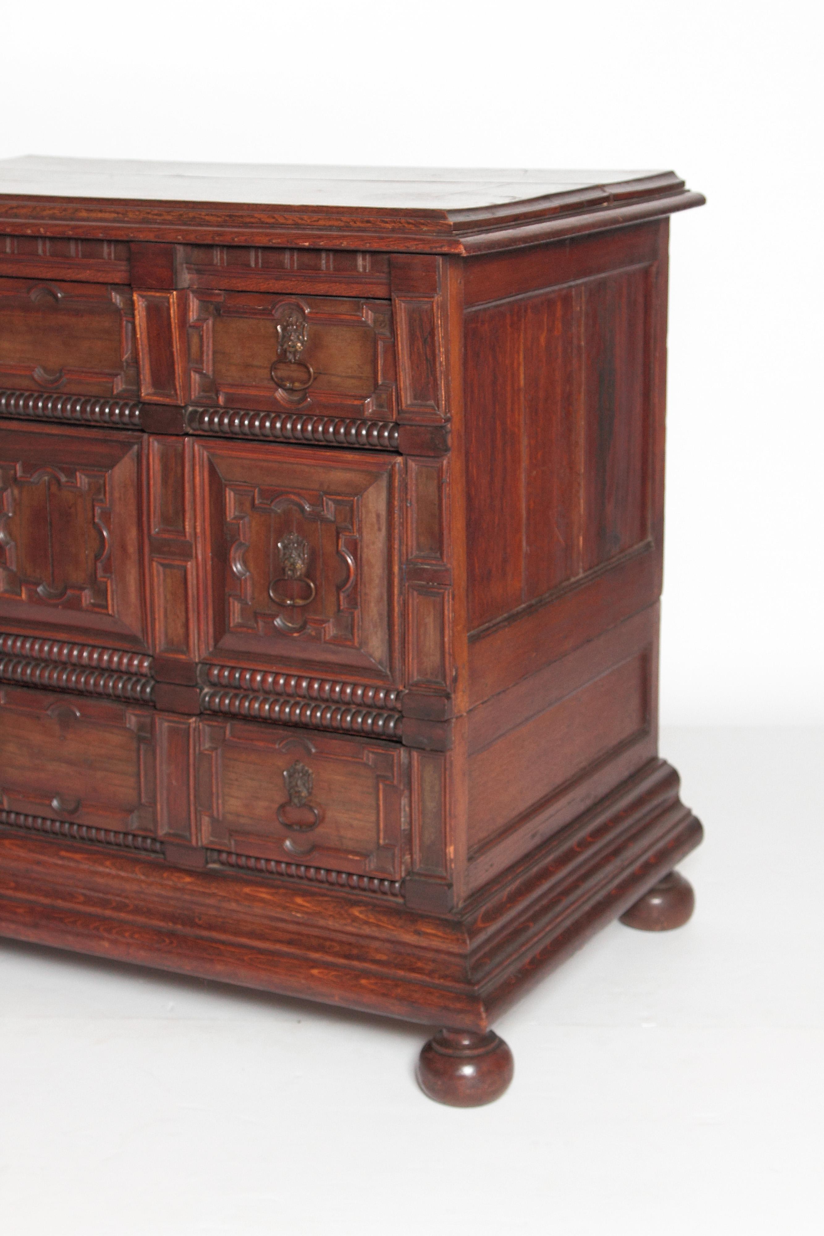 Hand-Carved Late 19th Century Oak Jacobean Style Chest
