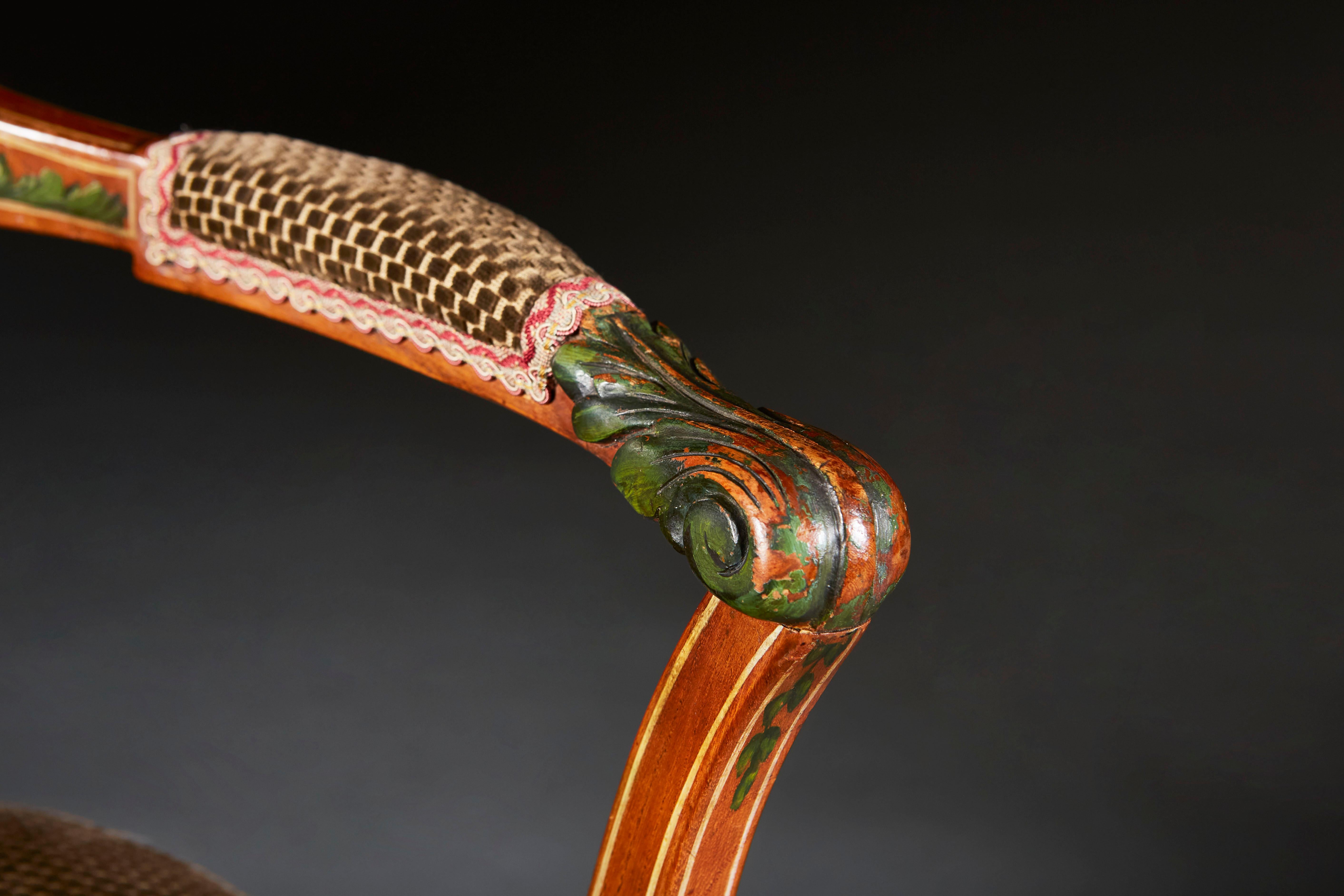 Fauteuil peint de la fin du XIXe siècle attribué à Wright and Mansfield en vente 3