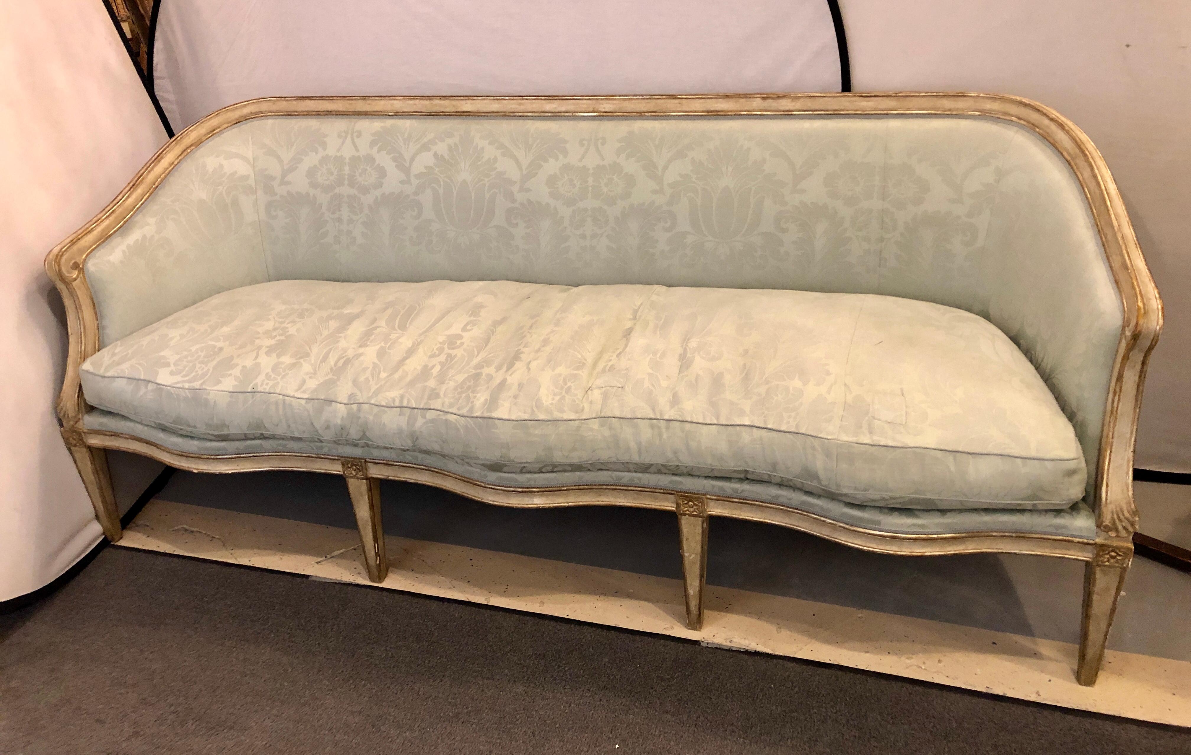Late 19th Century Swedish Gilt and Parcel Paint Decorated Sofa In Good Condition In Stamford, CT