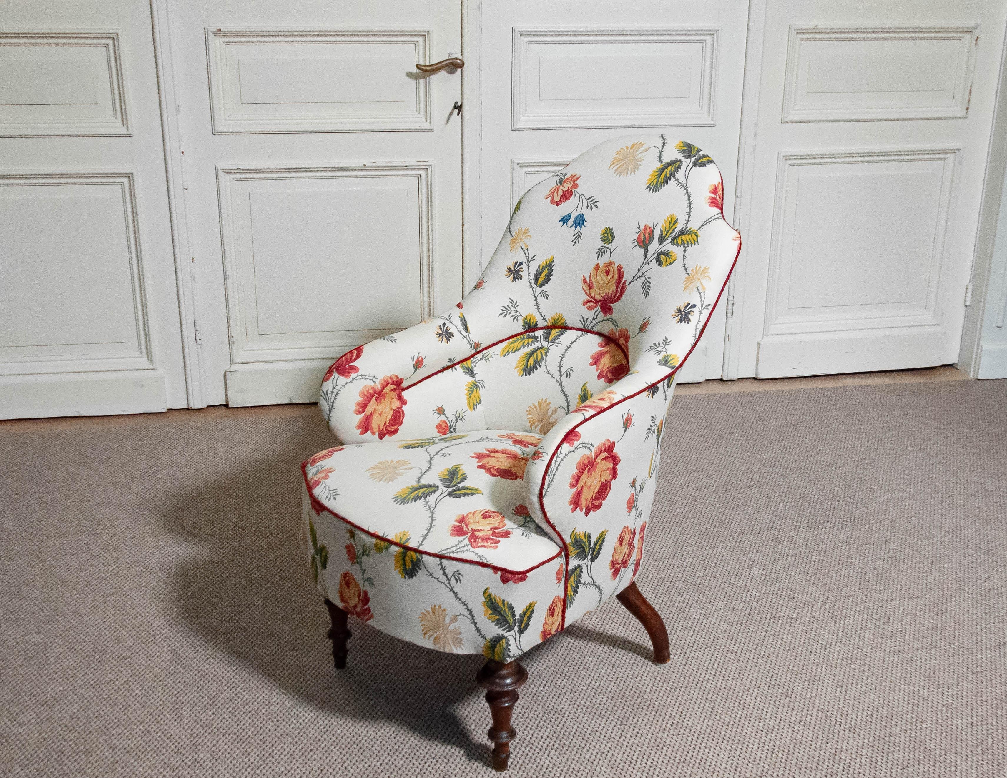 Linen A Late 19th Century Victorian Nursing / Lounge Chair , Sweden For Sale