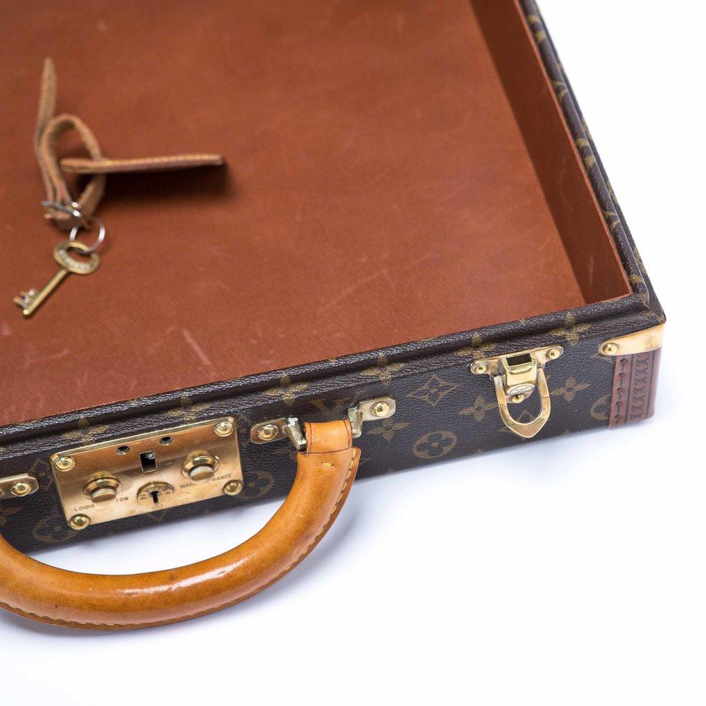Late 20th Century Louis Vuitton President Case with Keys In Good Condition In Royal Tunbridge Wells, Kent