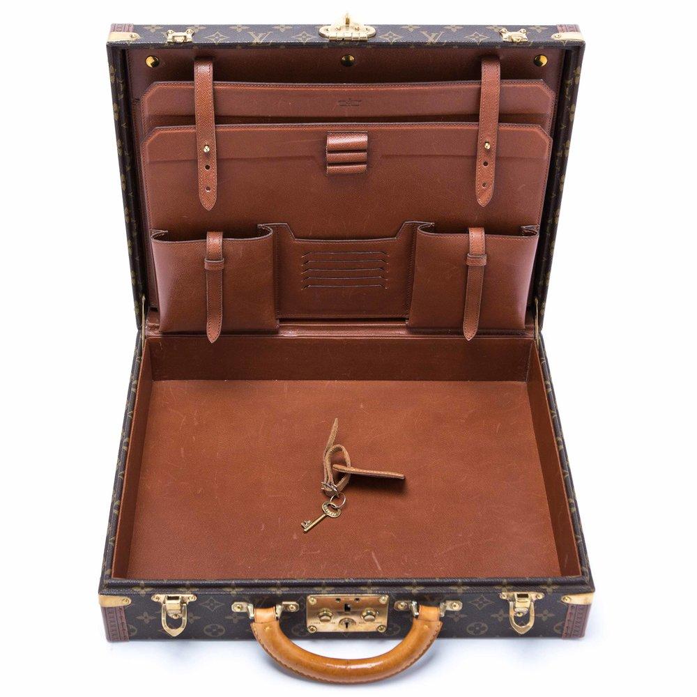 Leather Late 20th Century Louis Vuitton President Case with Keys