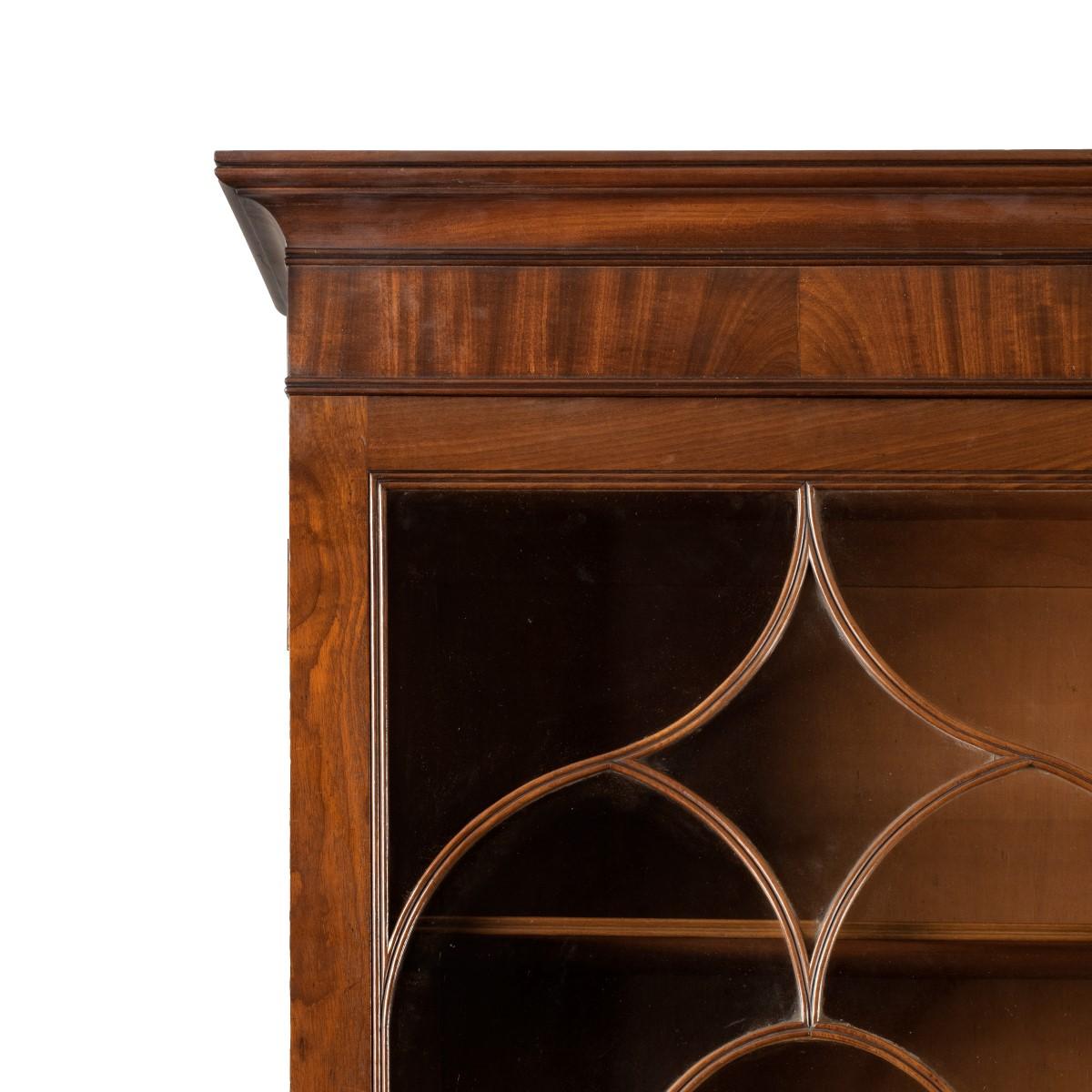 Late George III Mahogany Secretaire Bookcase Attributed to Gillows In Good Condition In Lymington, Hampshire