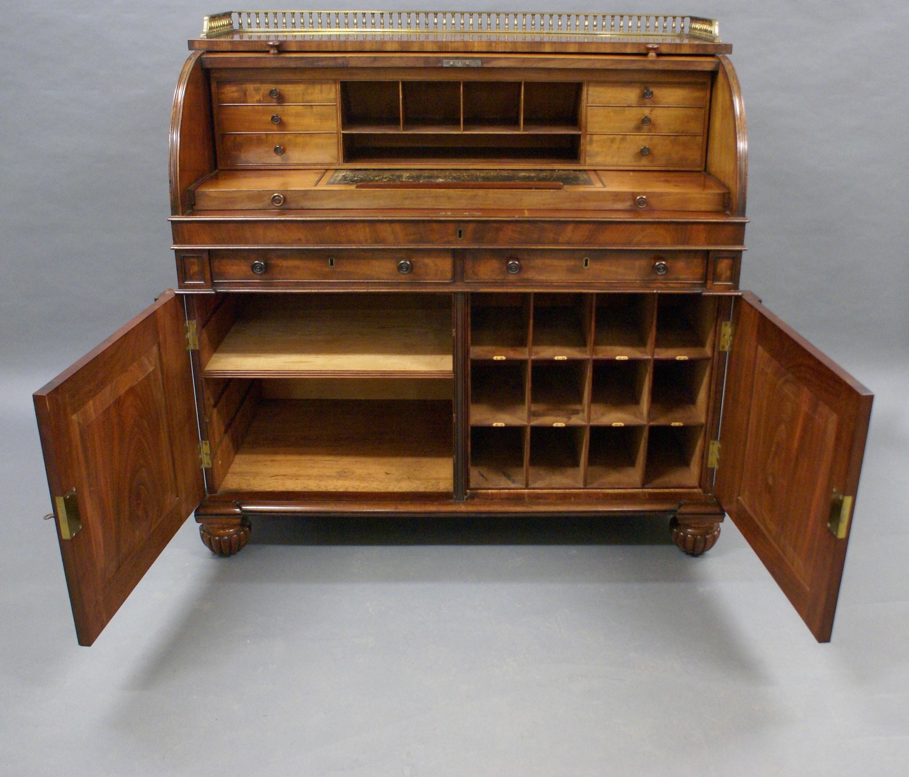 British Late George III Period Cylinder Top  Mahogany Desk Desk Attributed to Gillows For Sale