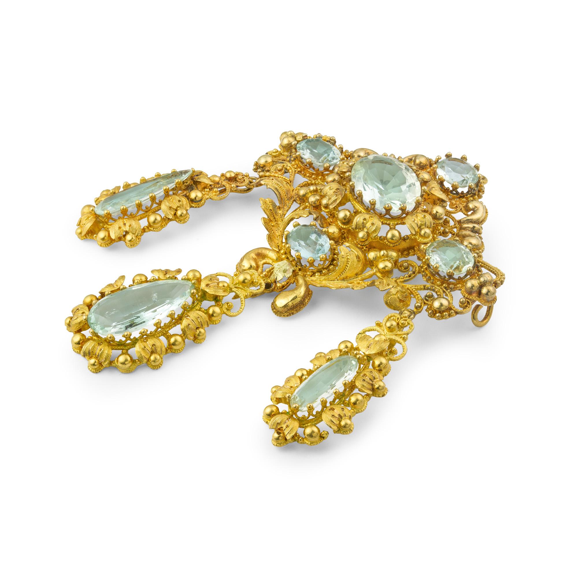 Late Georgian Aquamarine and Gold Parure For Sale 1