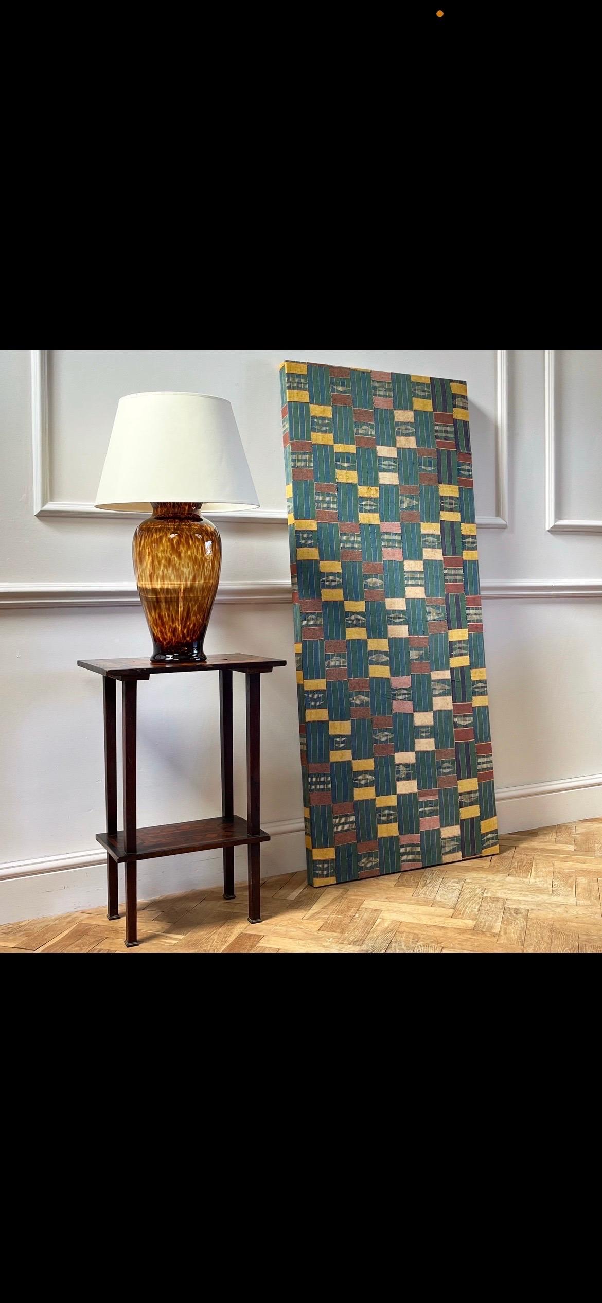 Britannique A late Nineteenth Century Specimen Table en vente