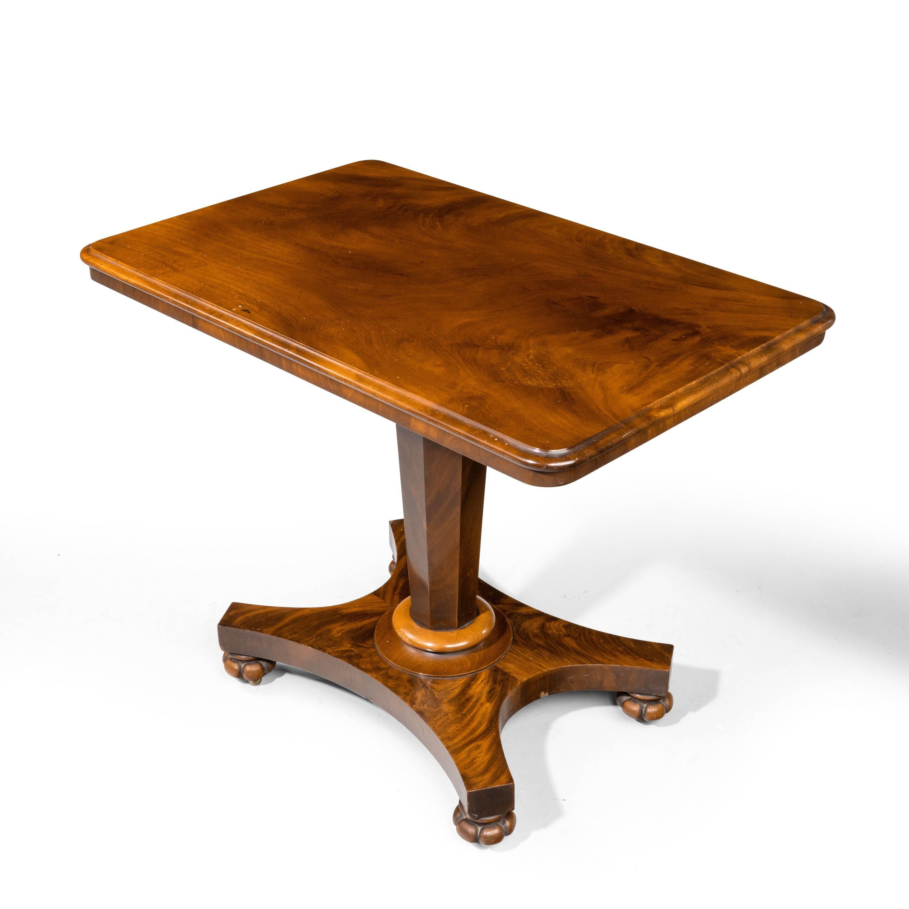 Late Regency Period Centre Standing Occasional Table In Good Condition In Peterborough, Northamptonshire