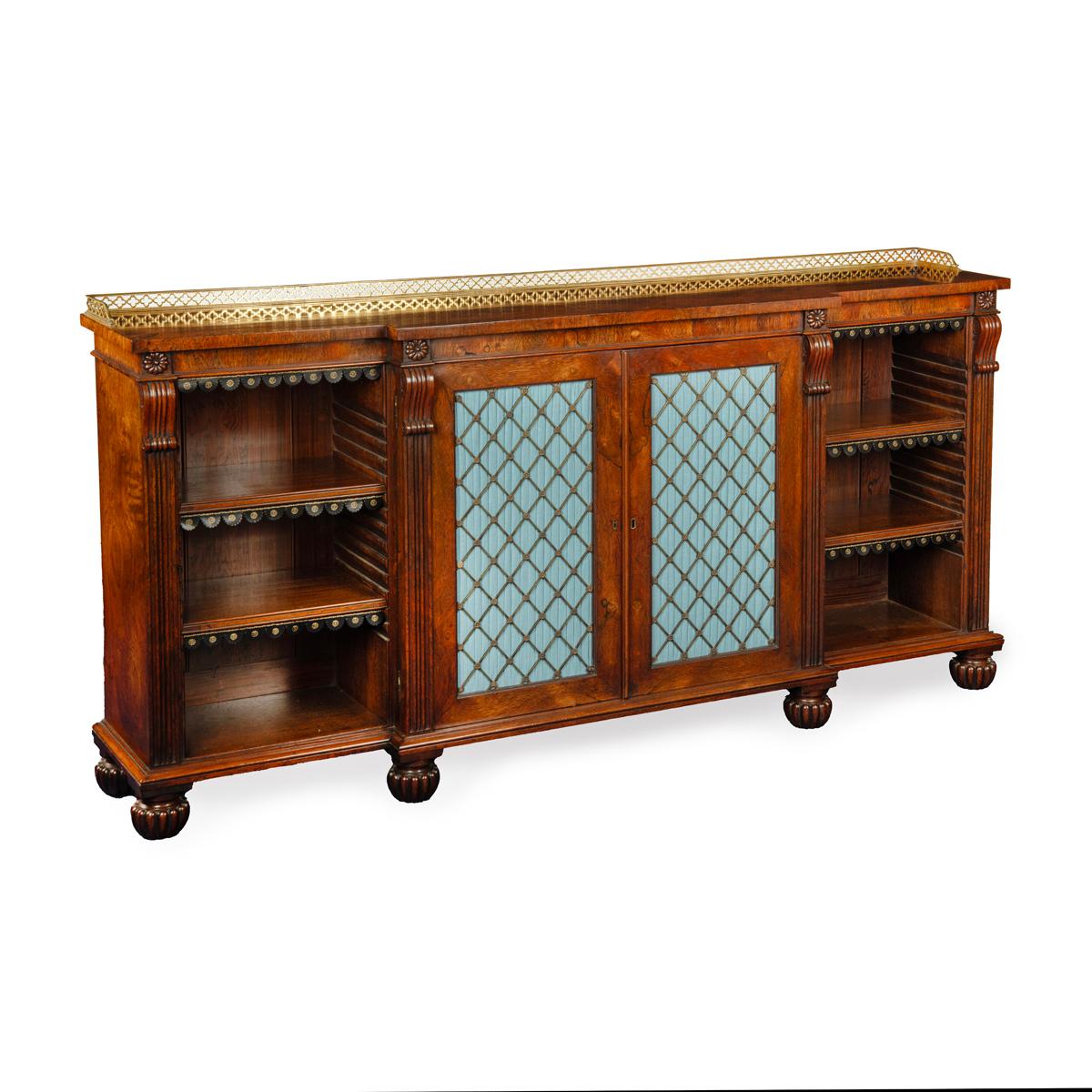 A late Regency rosewood breakfront side cabinet attributed to Gillows In Good Condition In Lymington, Hampshire