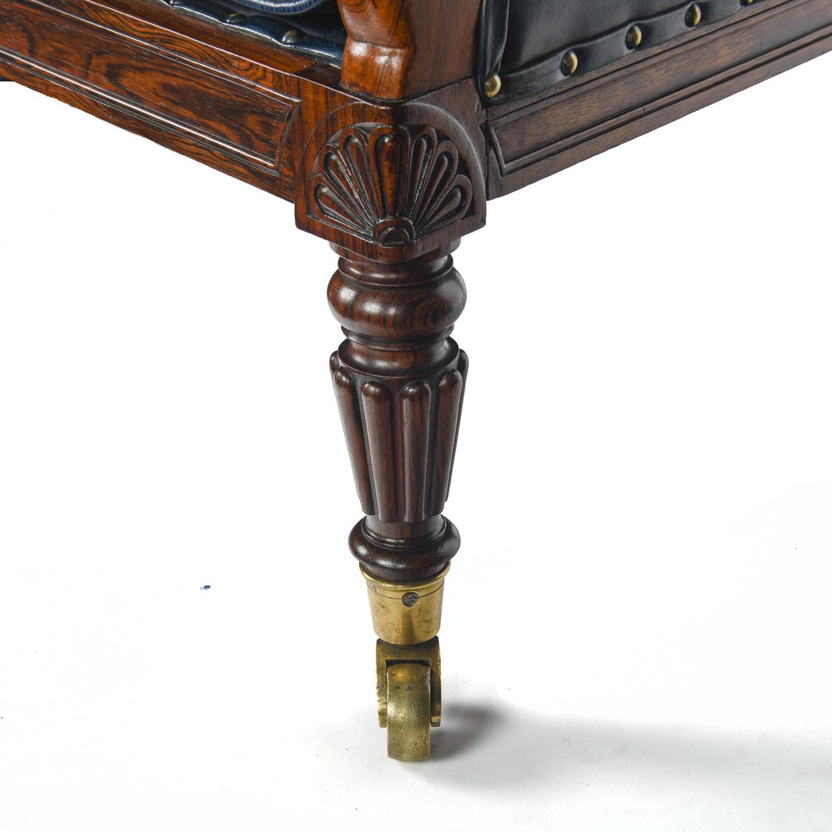 Un fino sillón Bergère de palisandro firmemente atribuido a Gillows, c.1830 siglo XIX en venta