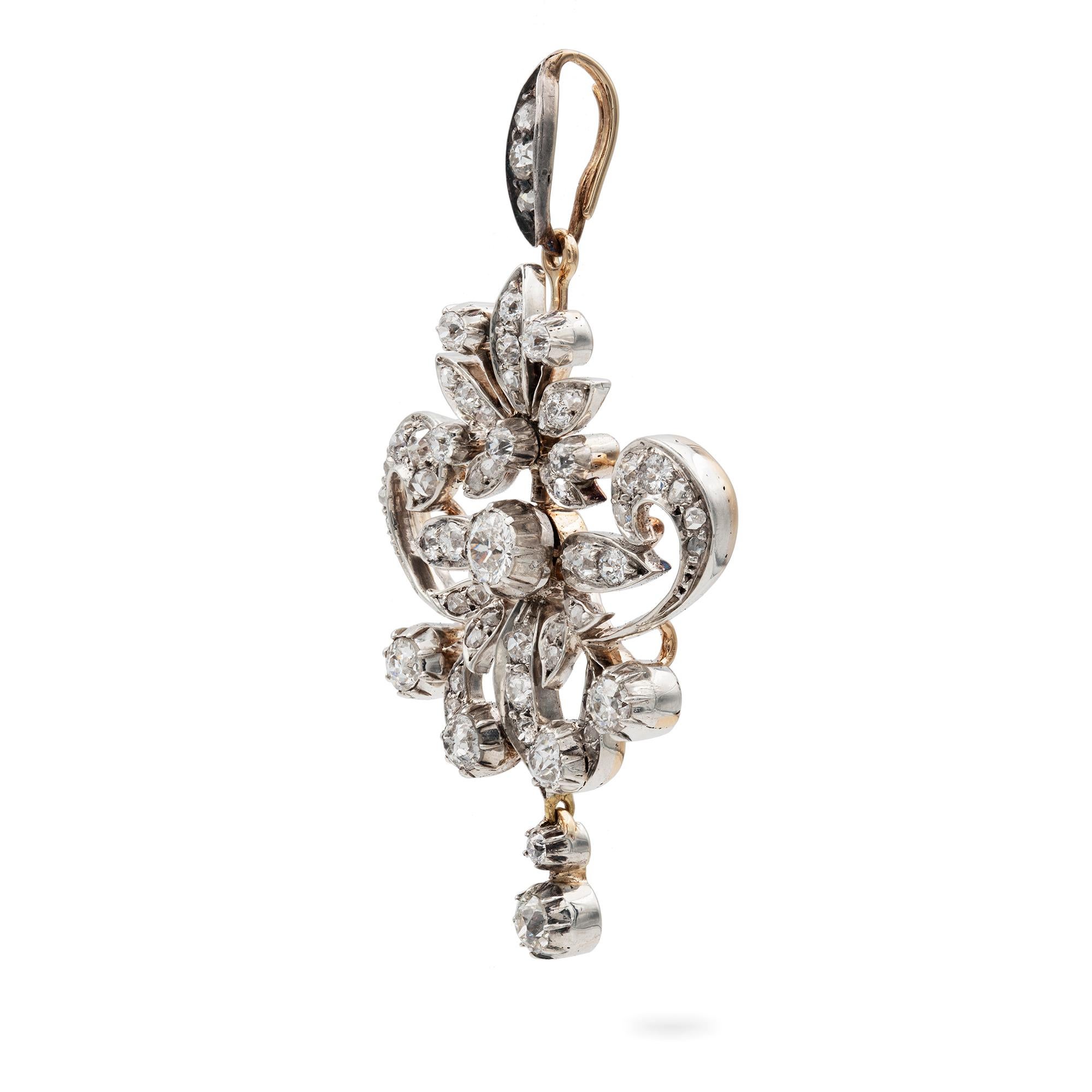 Victorien tardif Broche/pendentif en diamant de la fin de l'époque victorienne dans une boîte ajustée en vente