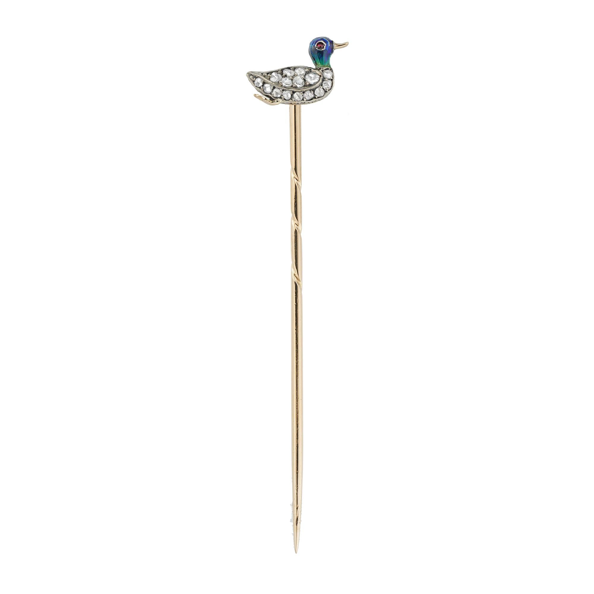 Victorien tardif Épingle de bâton en forme de canard, sertie de diamants, de la fin de l'époque victorienne en vente