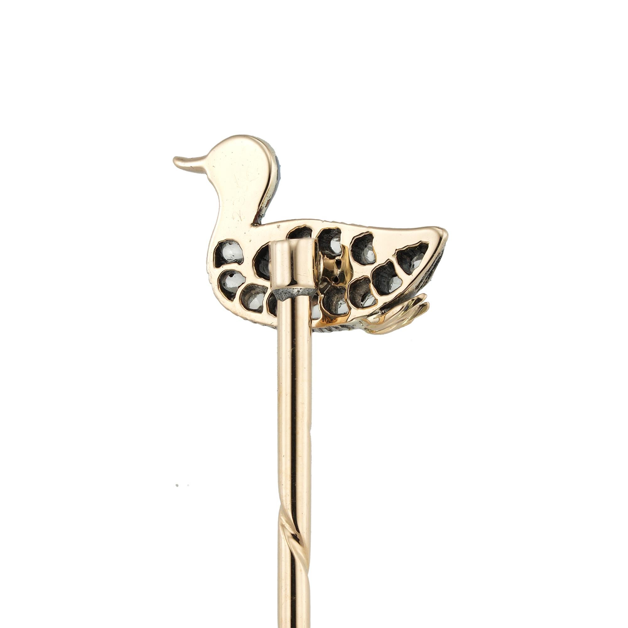 Taille mixte Épingle de bâton en forme de canard, sertie de diamants, de la fin de l'époque victorienne en vente