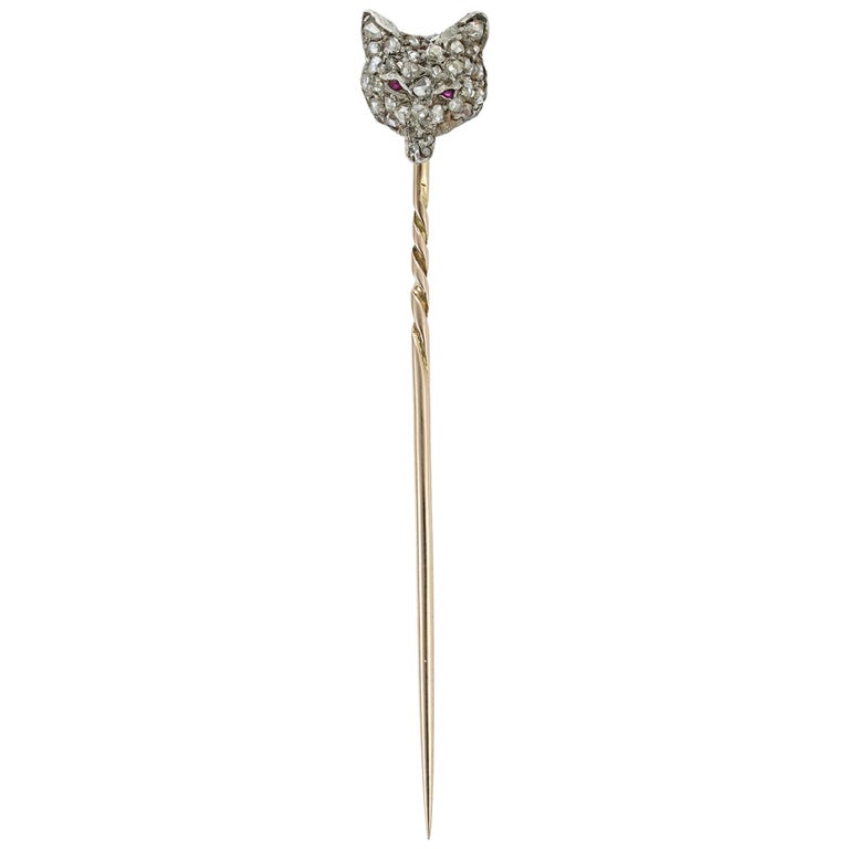 Late Victorian Diamond-Set Fox Stick-Pin For Sale