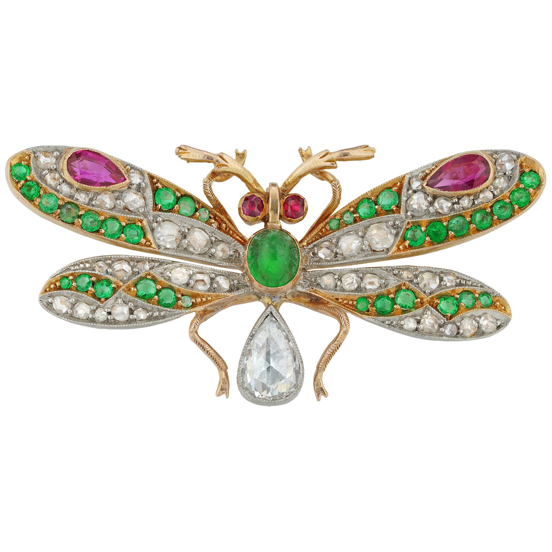 Broche papillon sertie de pierres précieuses de la fin de l'époque victorienne