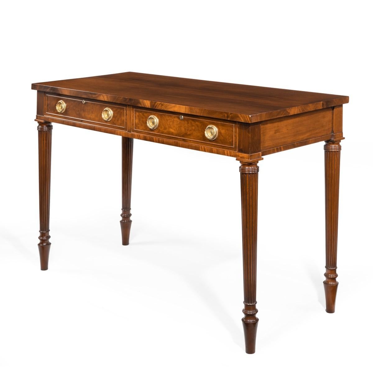 Late Victorian Mahogany Serving Table in the Regency Style In Good Condition In Lymington, Hampshire