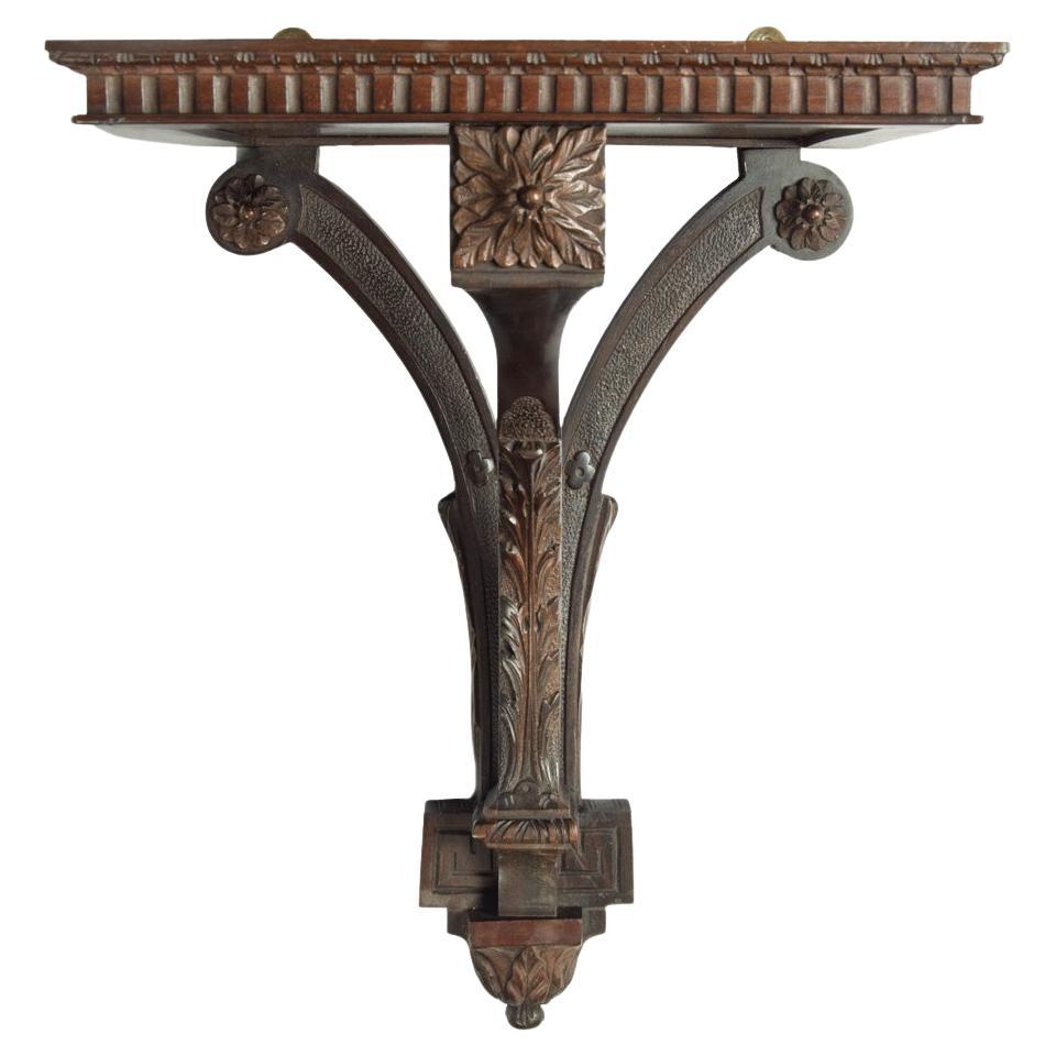 Ménsula de pared de caoba de finales de la época victoriana para un reloj, de Edwards and Roberts en venta