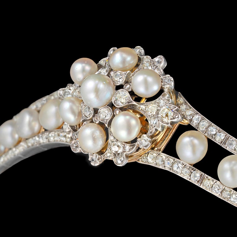 Late Victorian Pearl and Diamond Tiara In Excellent Condition For Sale In London, GB