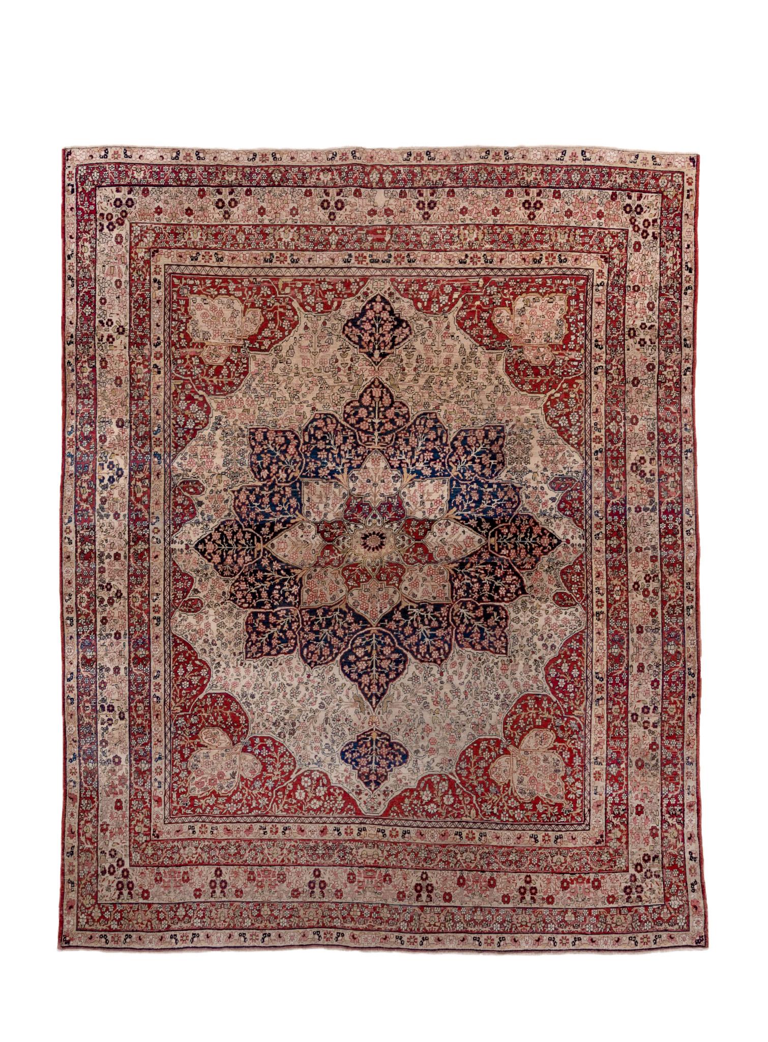 A Lavar rug circa 1910. Hand knotted, made of 100% wool yarn.