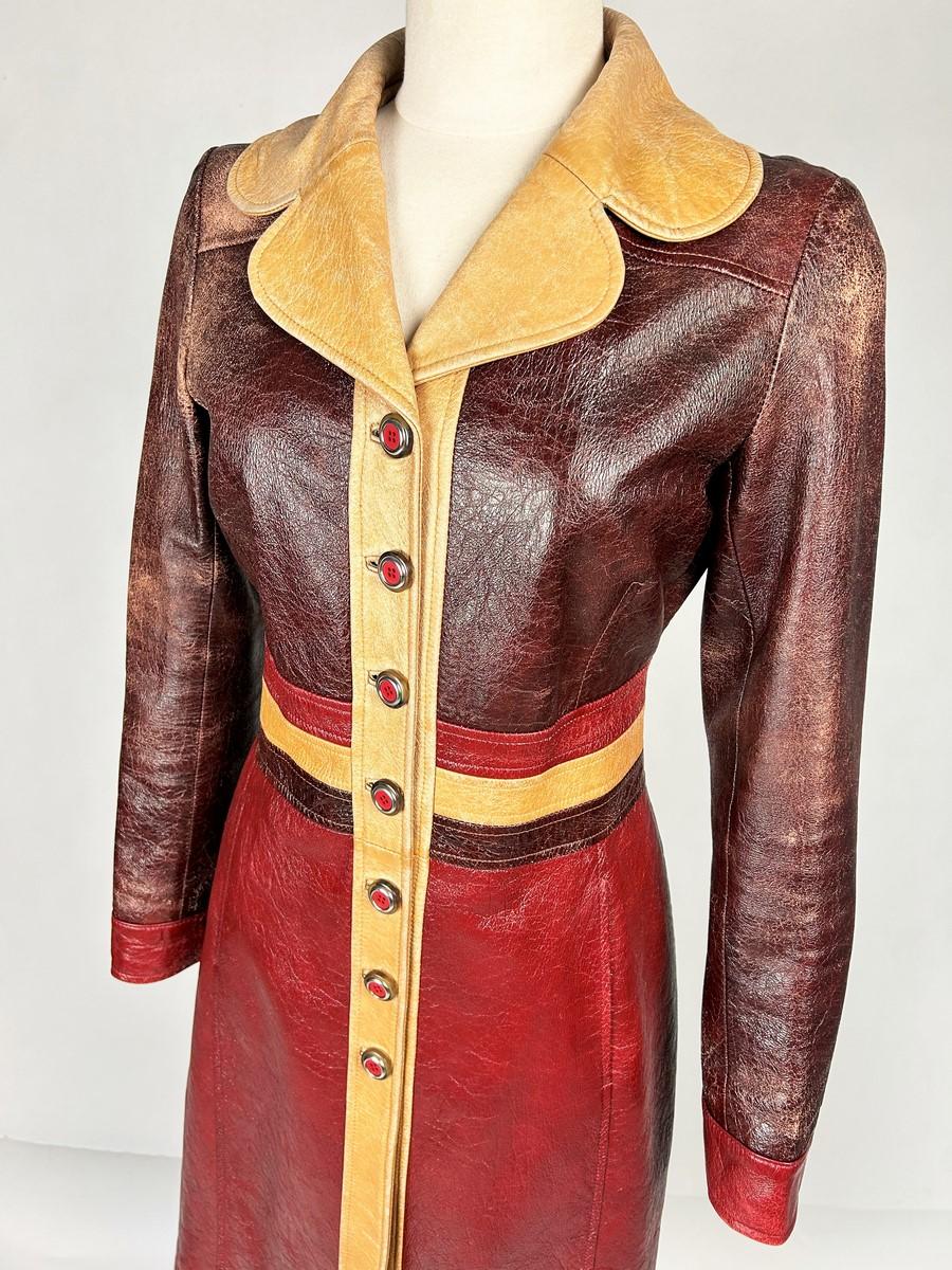 A leather trench coat by Dolce Gabbana - Italy Circa 1995-2000 For Sale 1