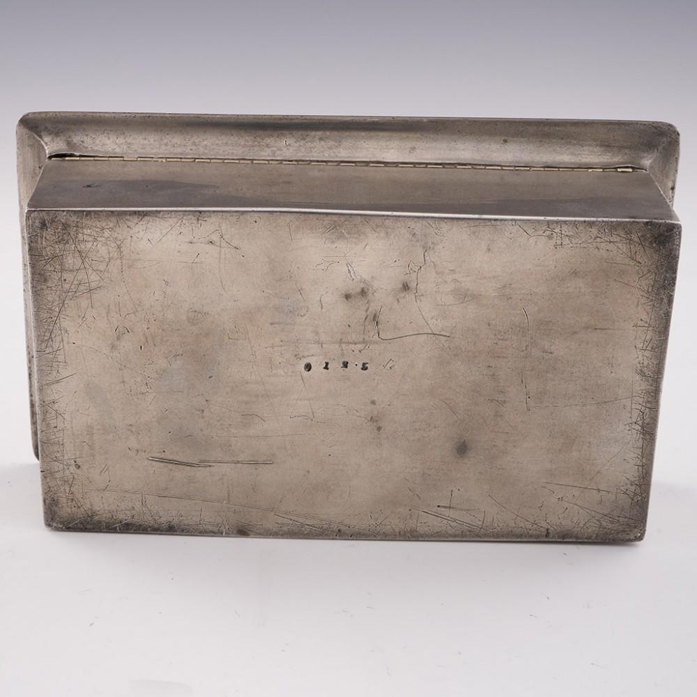 A Liberty Tudric Patinated Pewter Cigar or Cigarette Box, c1910 For Sale 3