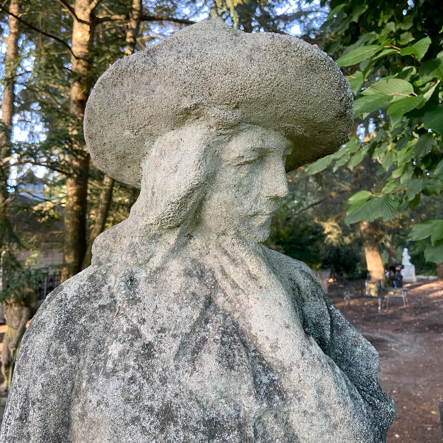Début du 20ème siècle Statue en pierre de composition grandeur nature d'un chasseur gentilhomme en vente