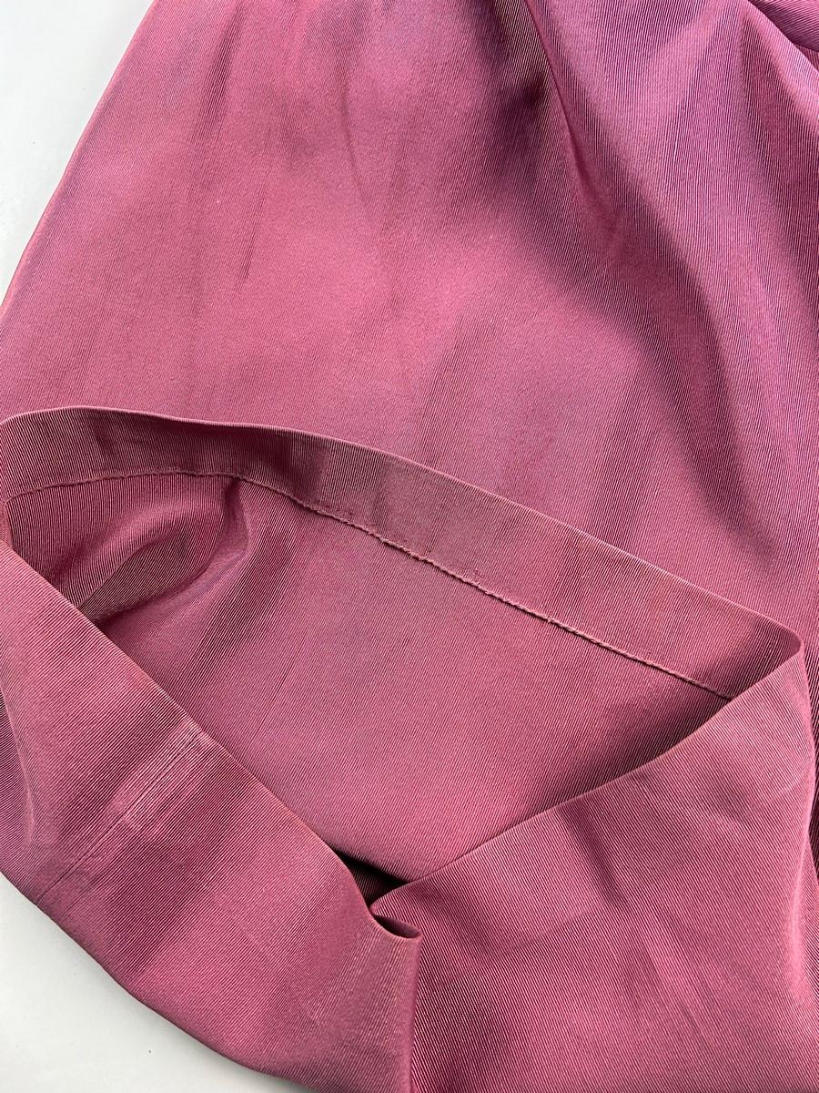 A lilac silk Demi Couture Dress by Jacques Griffe - Paris Circa 1951 For Sale 8