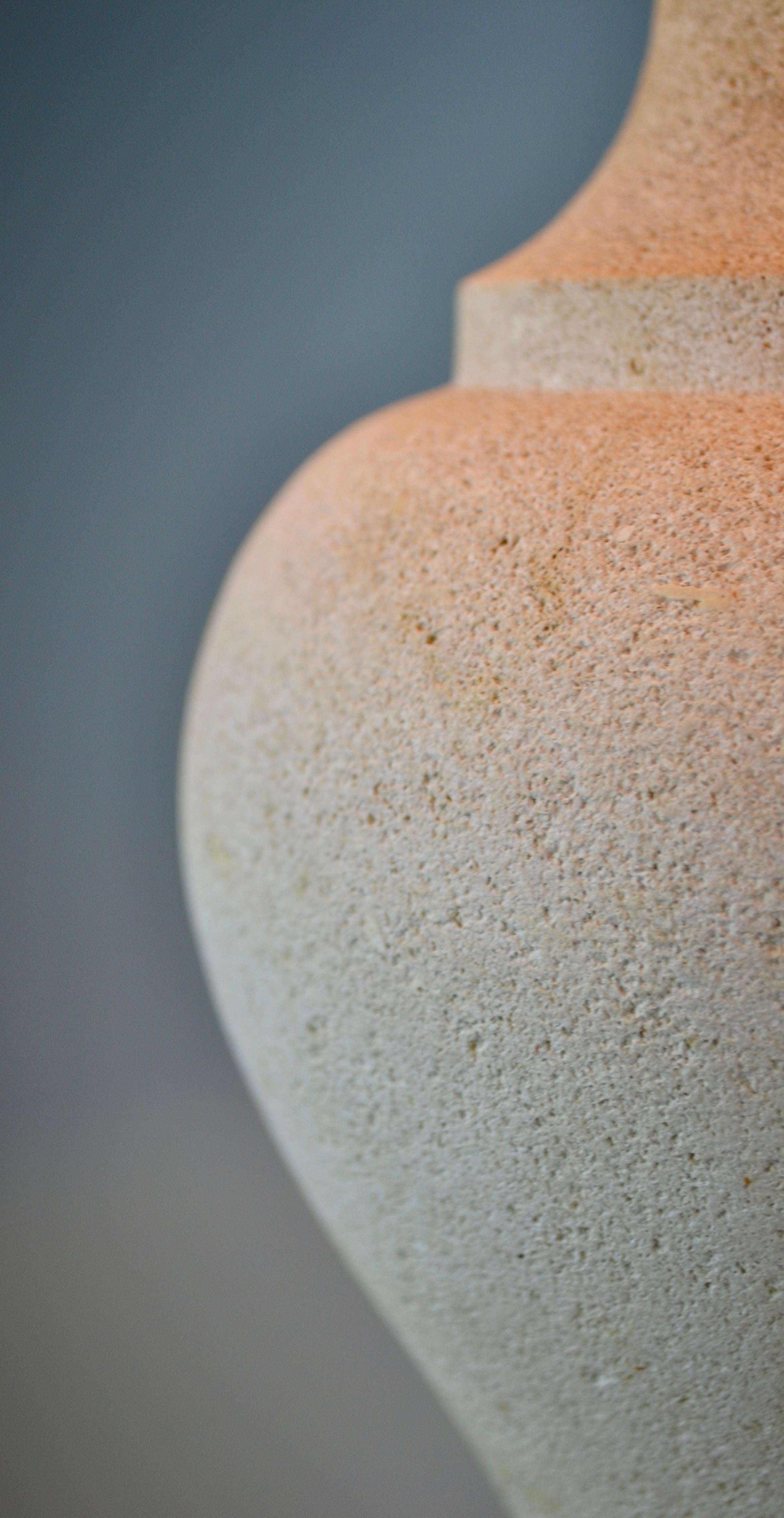Crafted by Albert Tormos, renowned for his unique limestone creations, this lamp combines elegance with exceptional craftsmanship. Every sculpted detail reflects his timeless talent, making this piece much more than just a lamp – it is a true work
