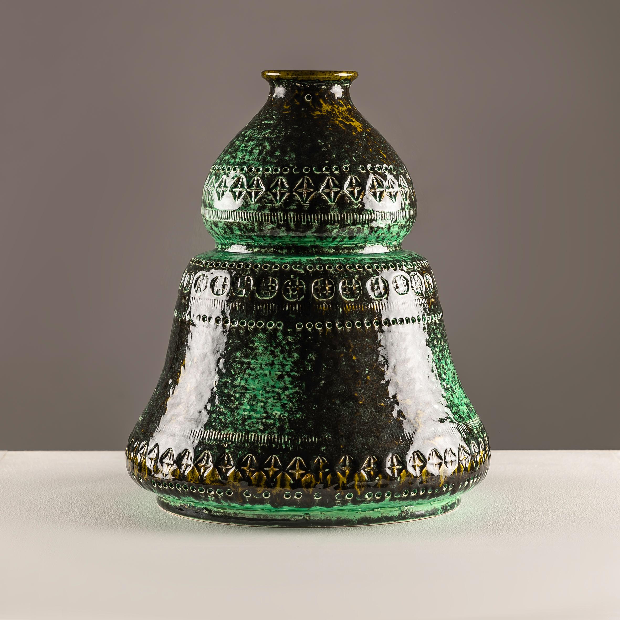 Eine Vase in limitierter Auflage Nr. 037/149 von Aldo Londi für Bitossi, Italien 1960er Jahre  (Moderne der Mitte des Jahrhunderts) im Angebot