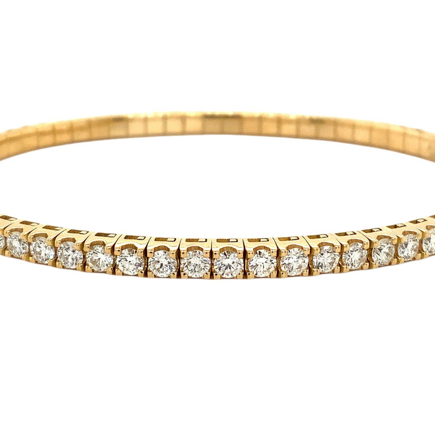 Brilliant Cut A Link Collection Classic Stretchy Diamond Bracelet 3.44ct Set in 18K Gold For Sale