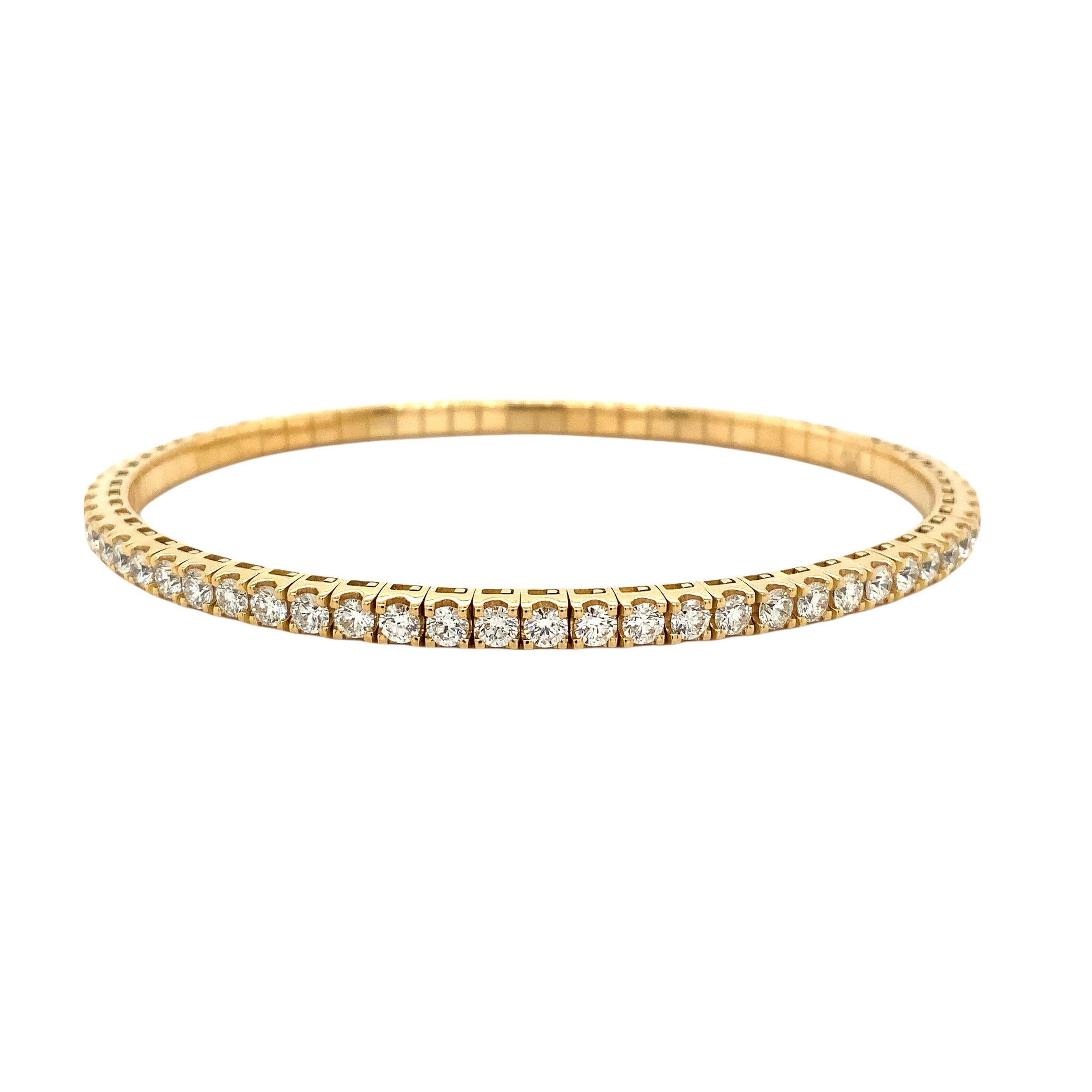 Modern A Link Collection Classic Stretchy Diamond Bracelet 3.44ct Set in 18K Gold For Sale