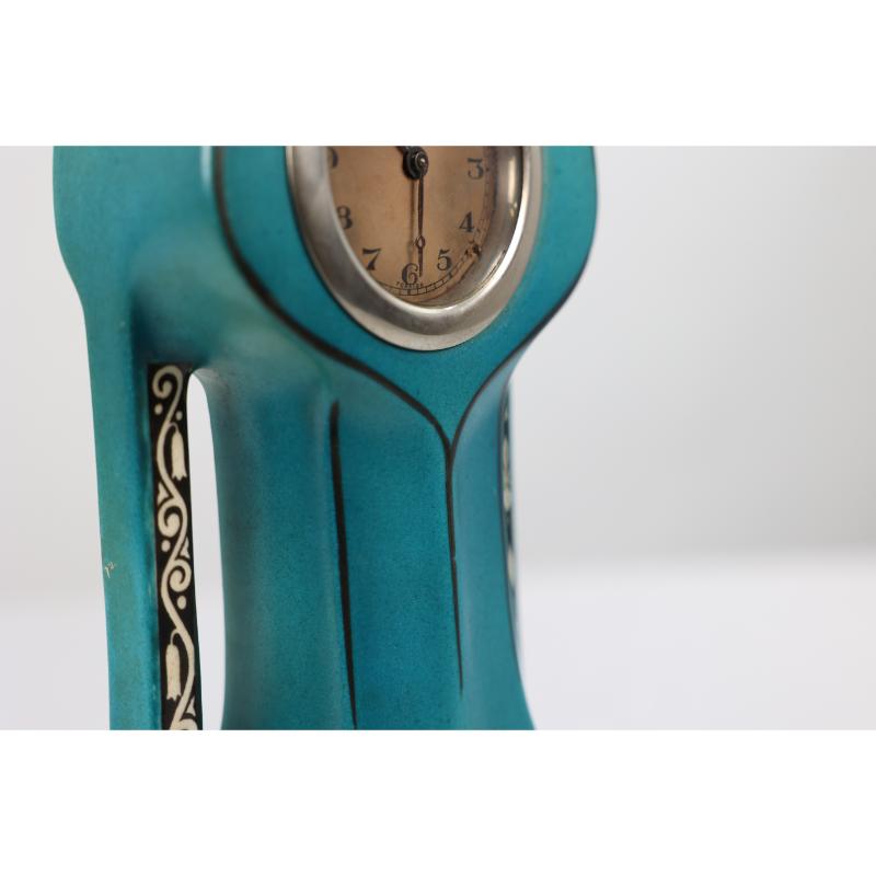 A little turquoise blue dressing table clock decorated with cherubs by a tree. For Sale 4